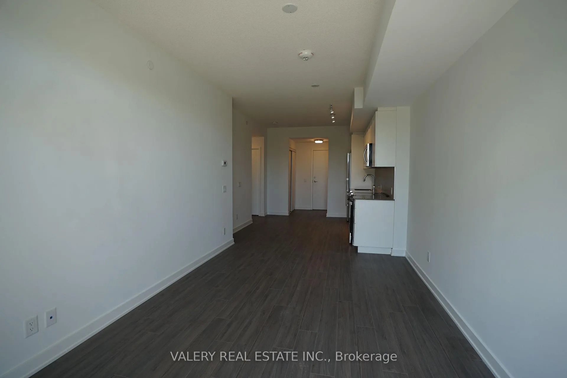 Photo 8 of Unit 227, 681 Yonge Street, Barrie, Painswick South — HOMEH