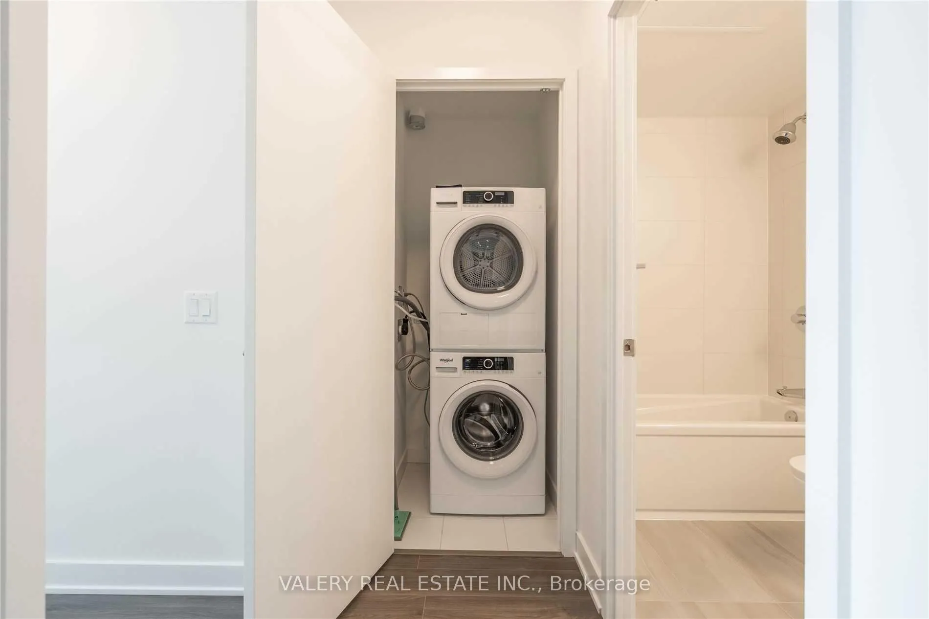 Photo 9 of Unit 227, 681 Yonge Street, Barrie, Painswick South — HOMEH