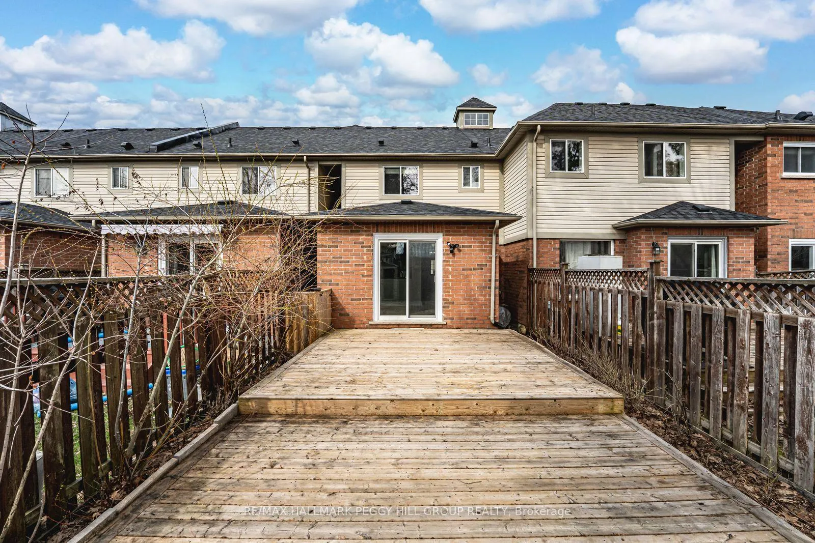 Photo 11 of 75 Winchester Terrace, Barrie, Rural Barrie Southeast — HOMEH