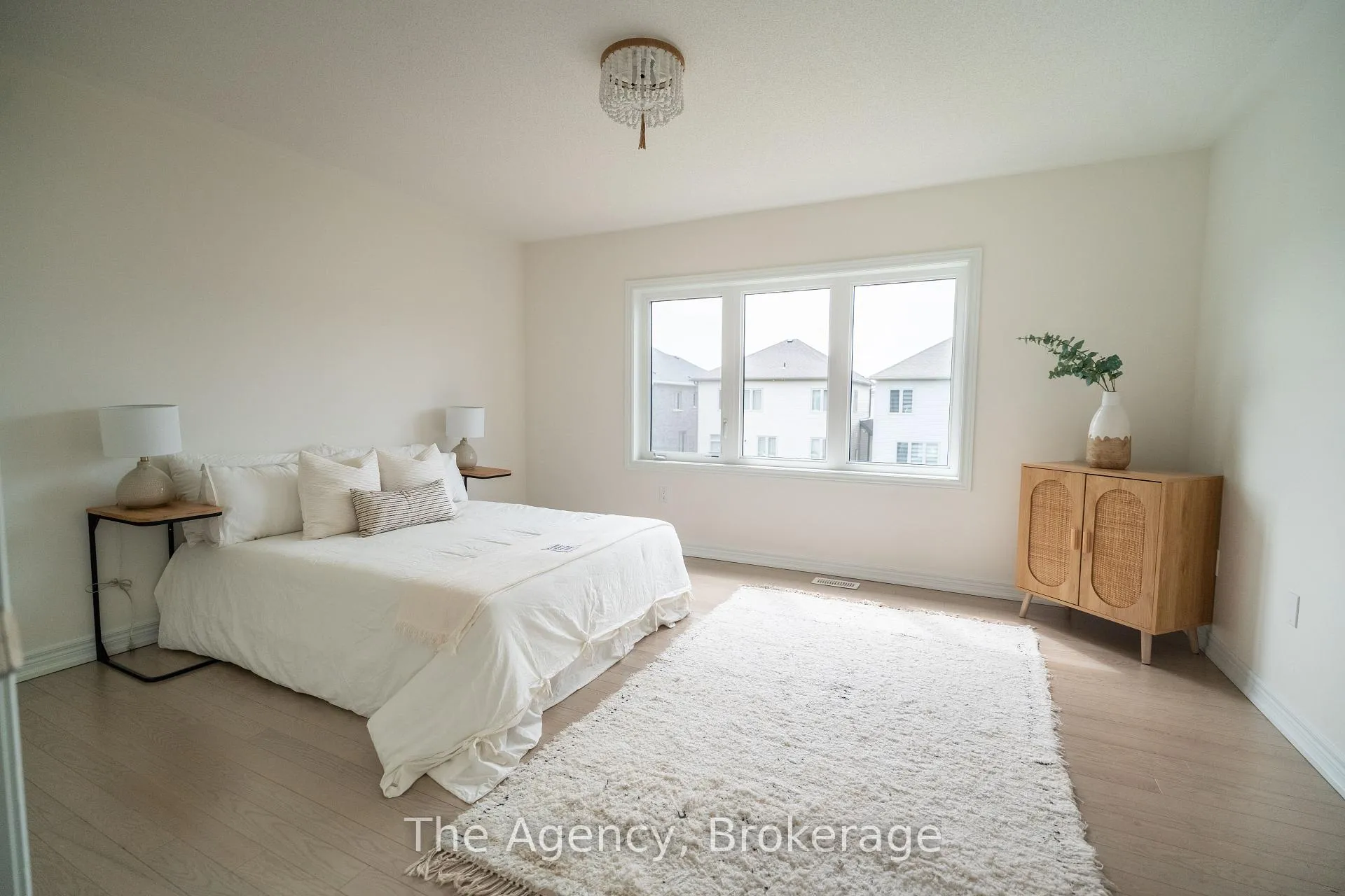 Photo 5 of 471 Black Cherry Crescent, Shelburne — HOMEH