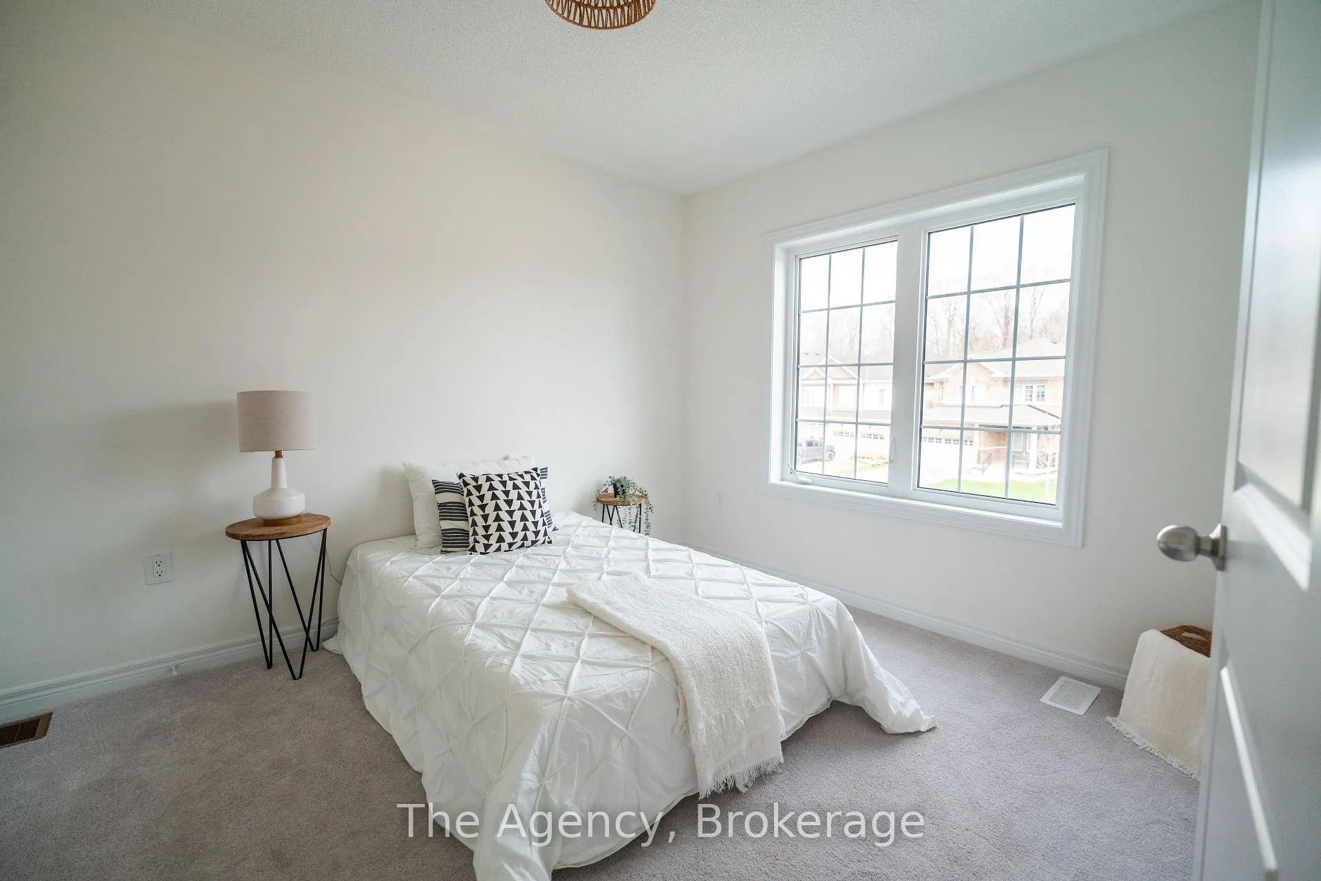Photo 14 of 471 Black Cherry Crescent, Shelburne — HOMEH