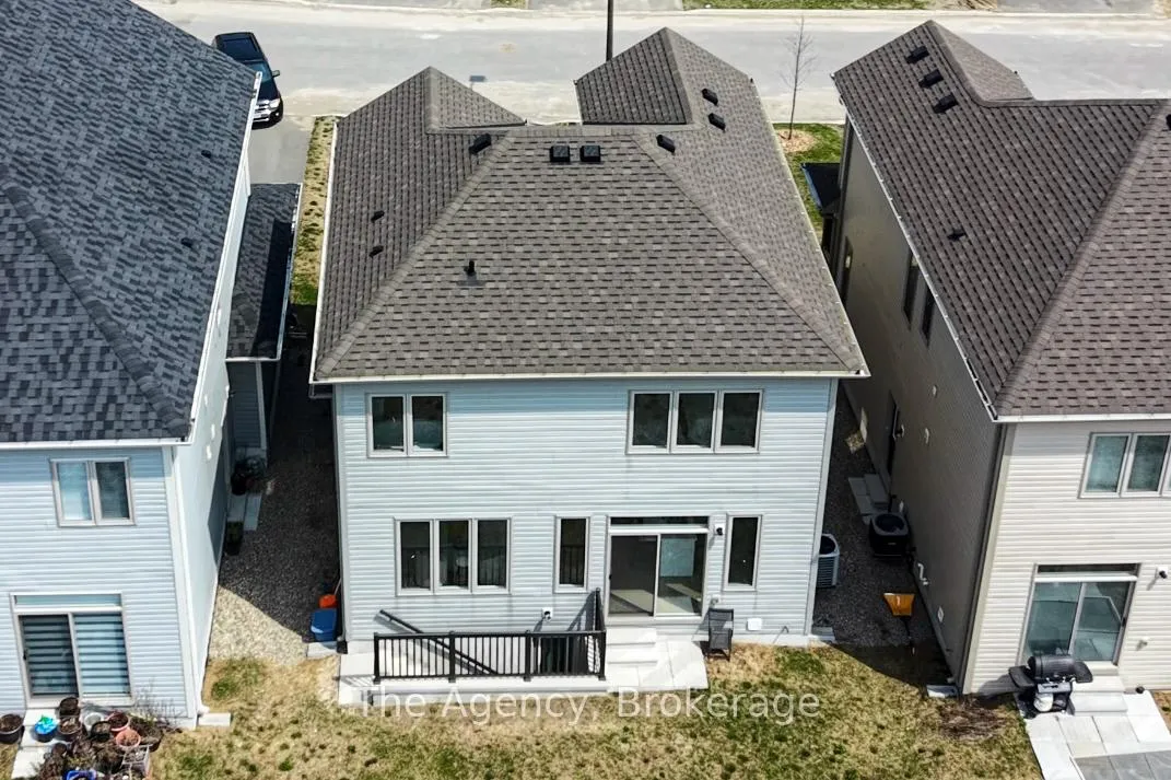 Photo 18 of 471 Black Cherry Crescent, Shelburne — HOMEH