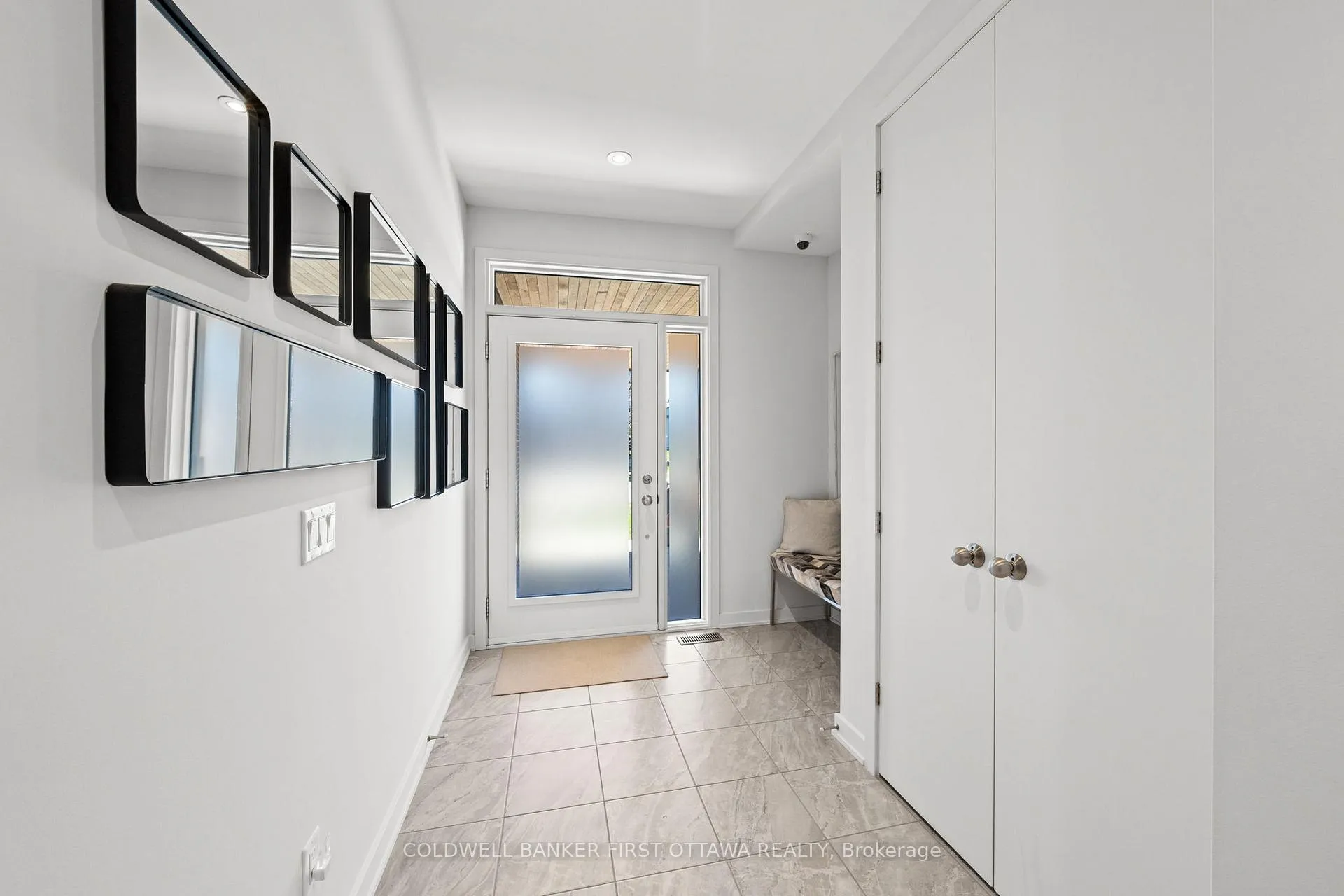 Photo 5 of 616 Summerhill Street, Ottawa, Riverside South/Gloucester Glen — HOMEH