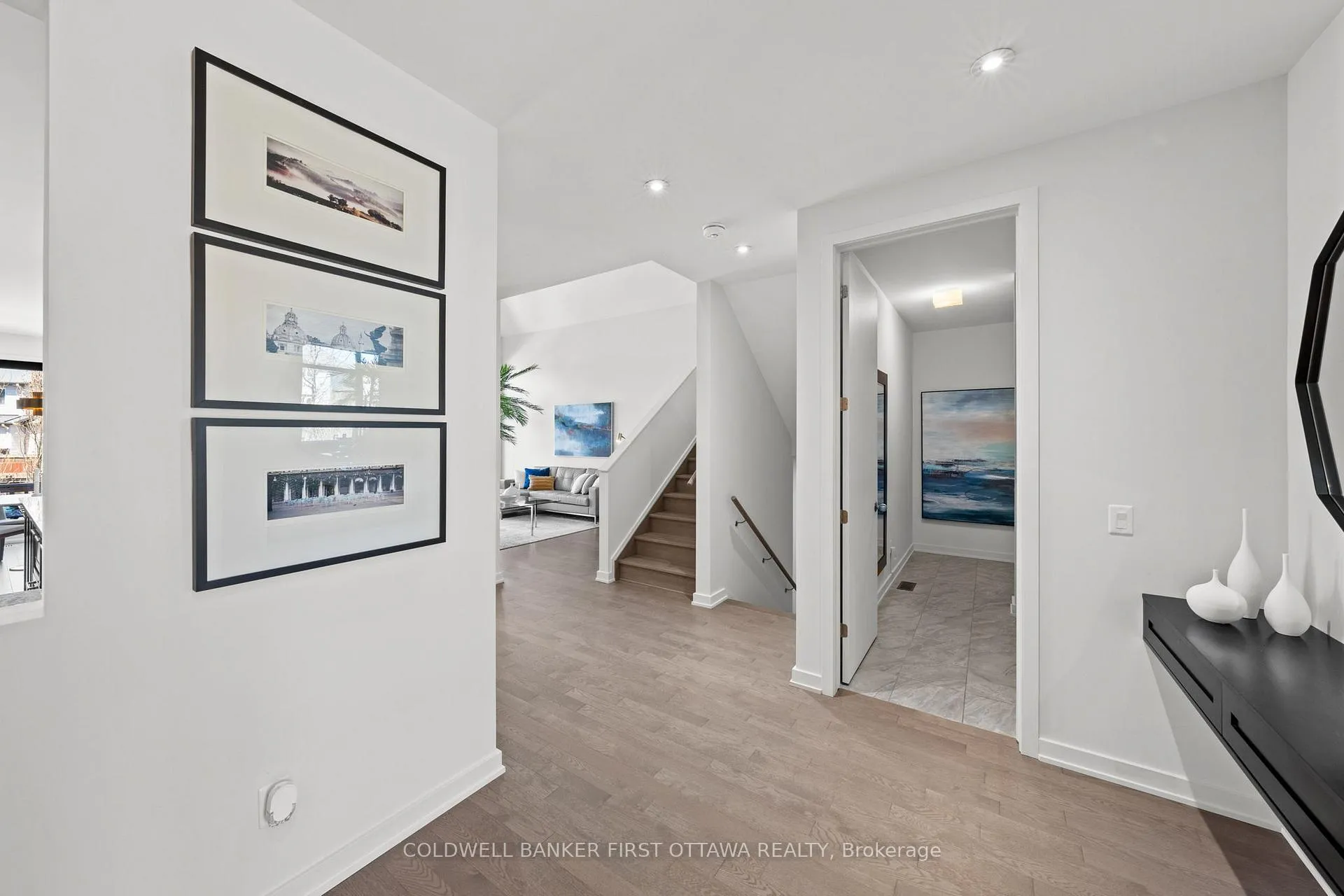 Photo 7 of 616 Summerhill Street, Ottawa, Riverside South/Gloucester Glen — HOMEH