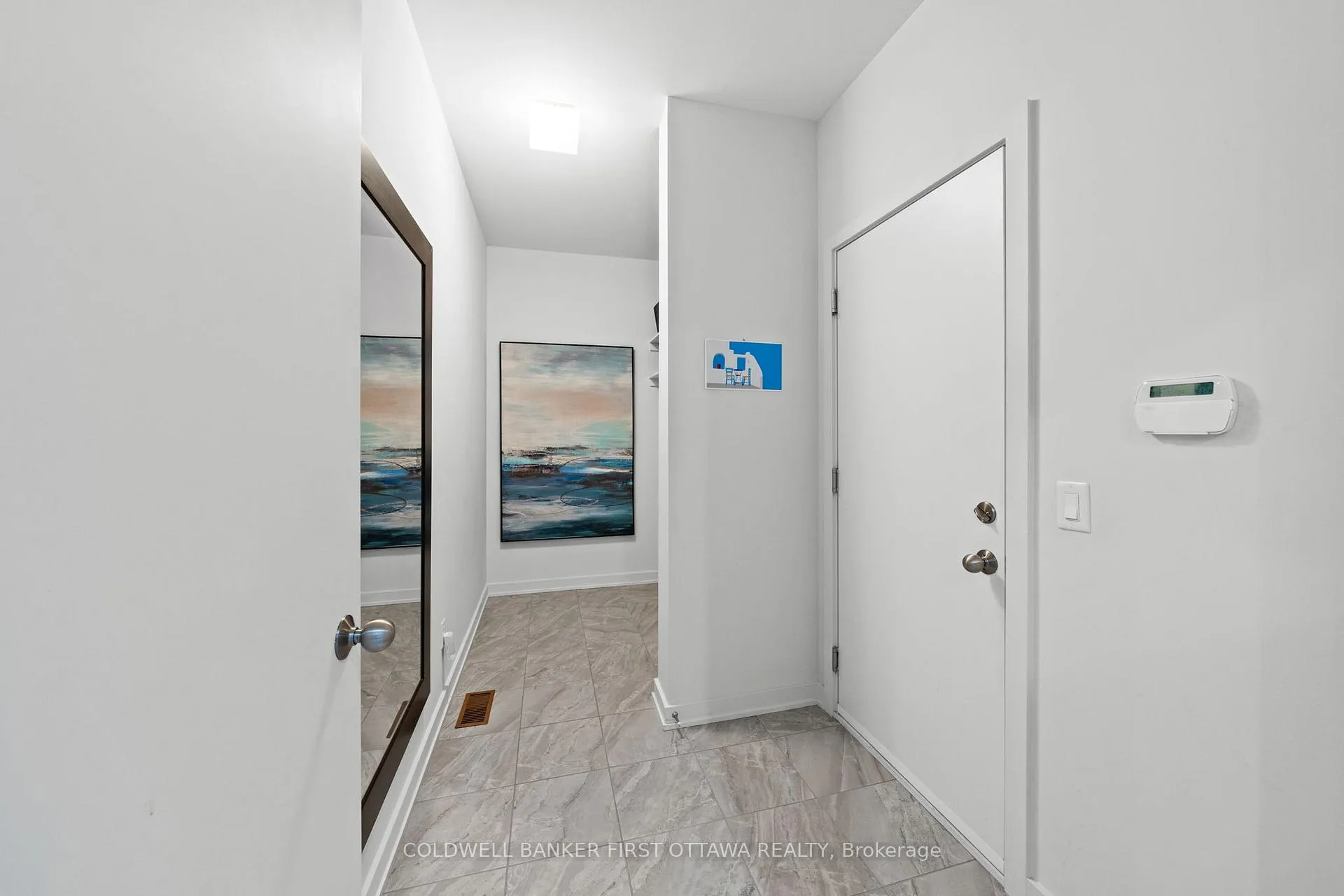 Photo 8 of 616 Summerhill Street, Ottawa, Riverside South/Gloucester Glen — HOMEH