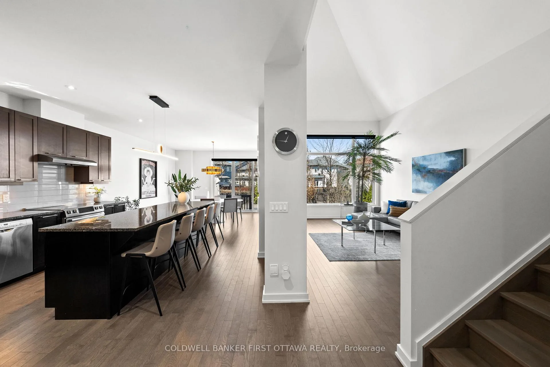Photo 9 of 616 Summerhill Street, Ottawa, Riverside South/Gloucester Glen — HOMEH