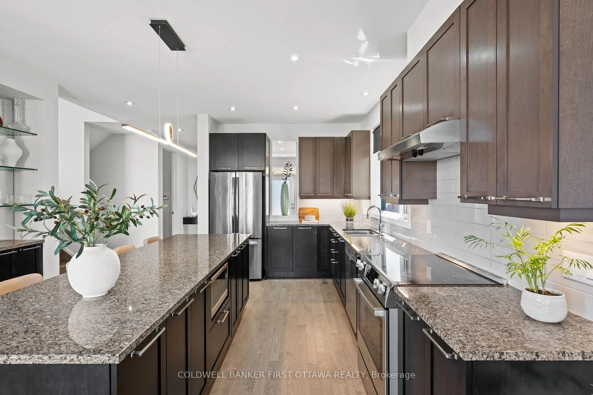 Photo 15 of 616 Summerhill Street, Ottawa, Riverside South/Gloucester Glen — HOMEH
