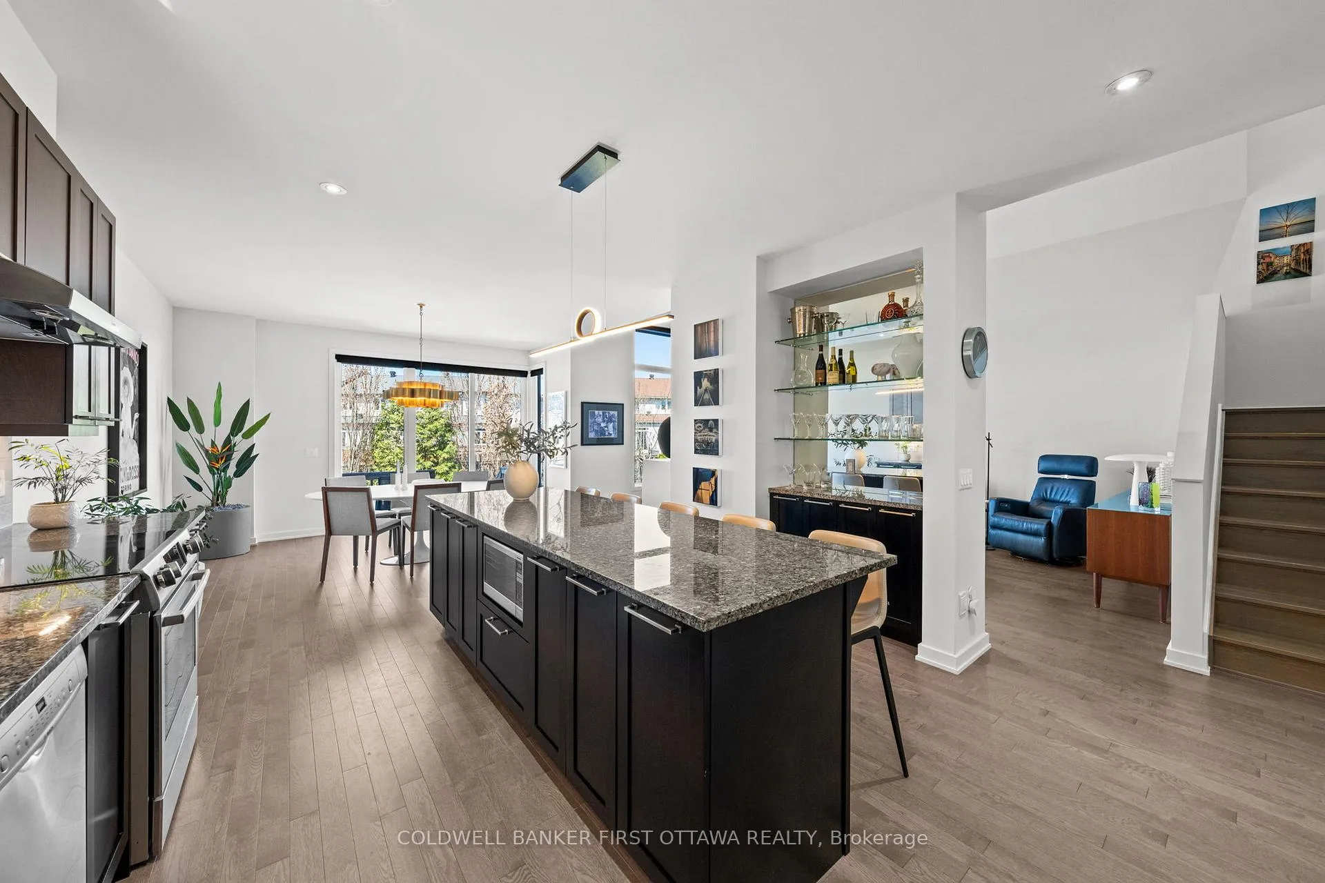 Photo 16 of 616 Summerhill Street, Ottawa, Riverside South/Gloucester Glen — HOMEH
