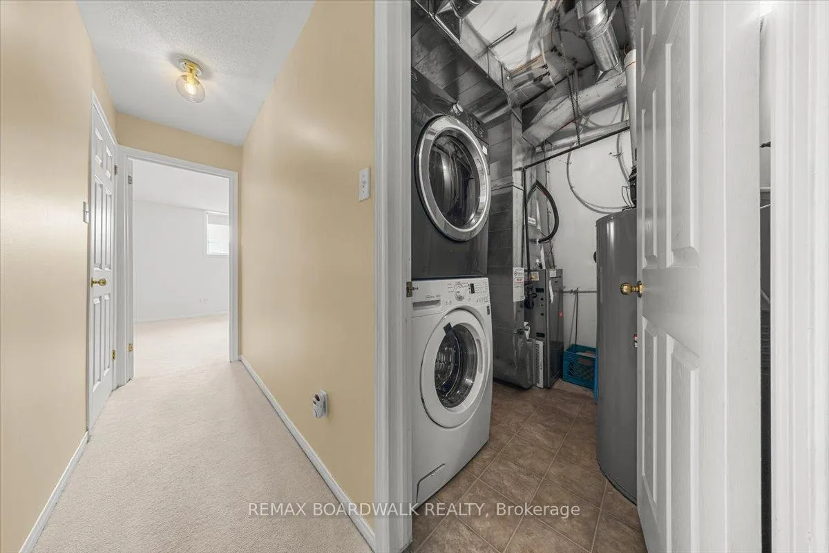 Photo 27 of 364 Crownridge Drive, Ottawa, Kanata - Emerald Meadows/Trailwest — HOMEH