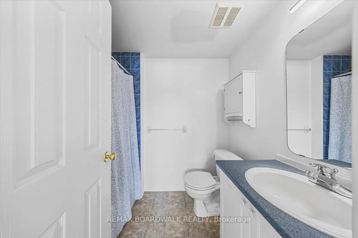 Photo 33 of 364 Crownridge Drive, Ottawa, Kanata - Emerald Meadows/Trailwest — HOMEH