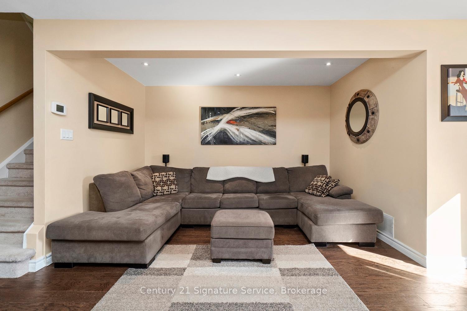 Photo 5 of 5140 Lampman Avenue, Burlington, Uptown — HOMEH