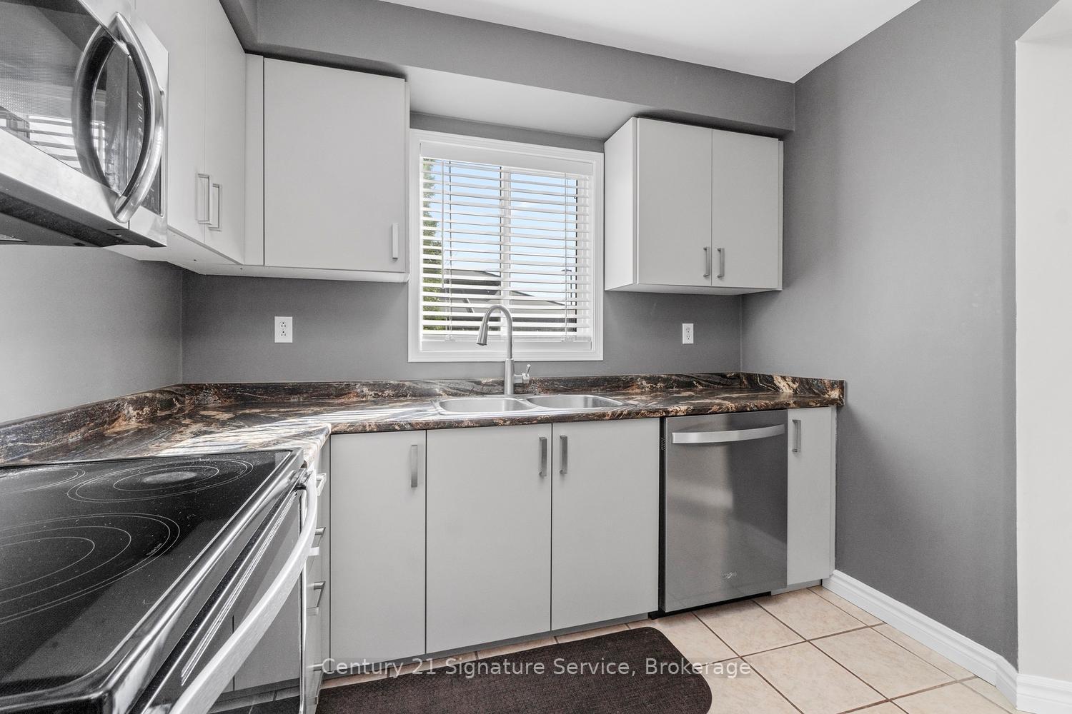 Photo 11 of 5140 Lampman Avenue, Burlington, Uptown — HOMEH