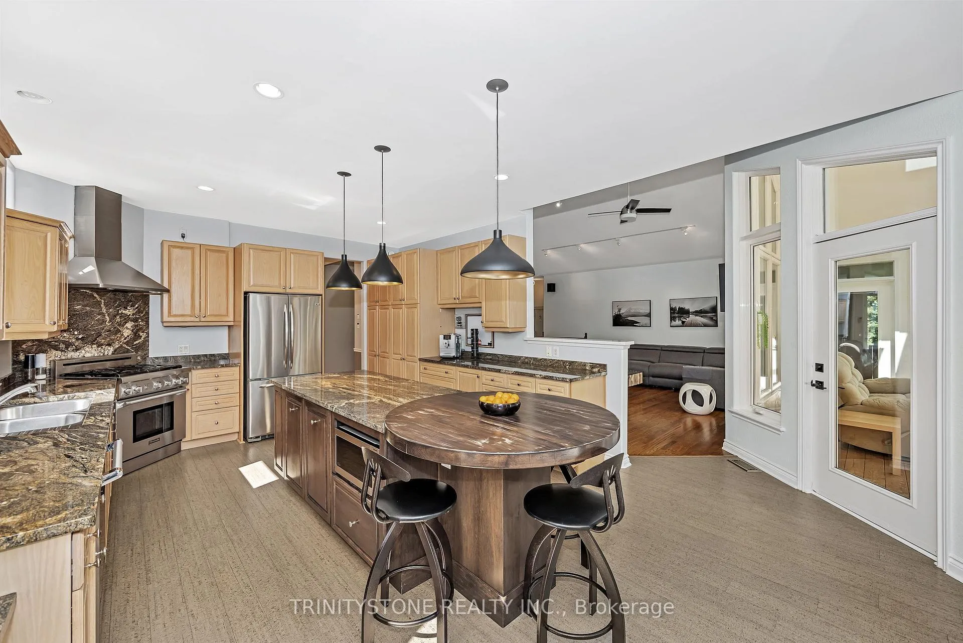 Photo 7 of 36 Sawgrass Circle, Ottawa, Remainder of Stittsville & Area — HOMEH