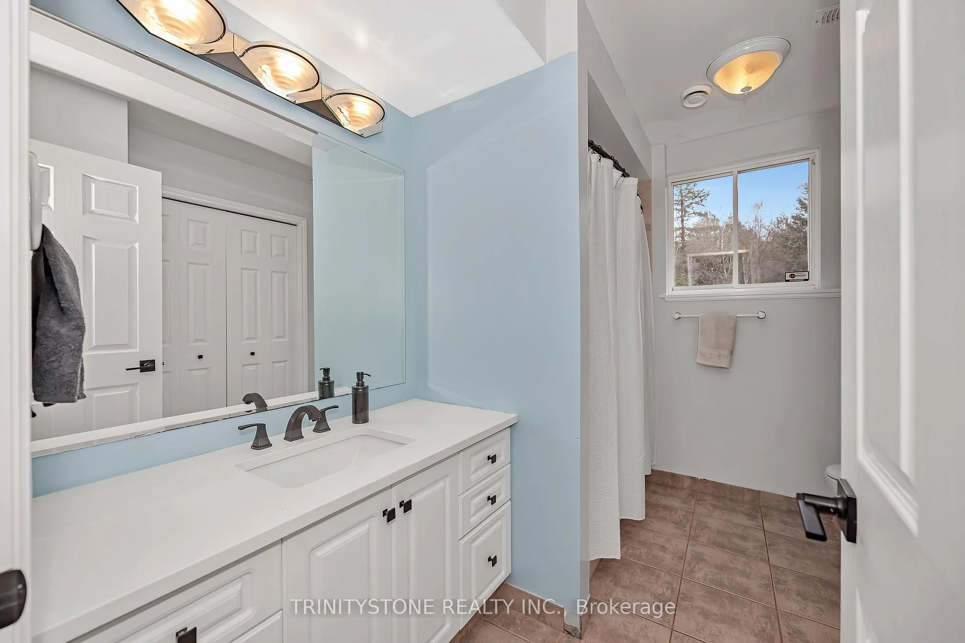Photo 27 of 36 Sawgrass Circle, Ottawa, Remainder of Stittsville & Area — HOMEH