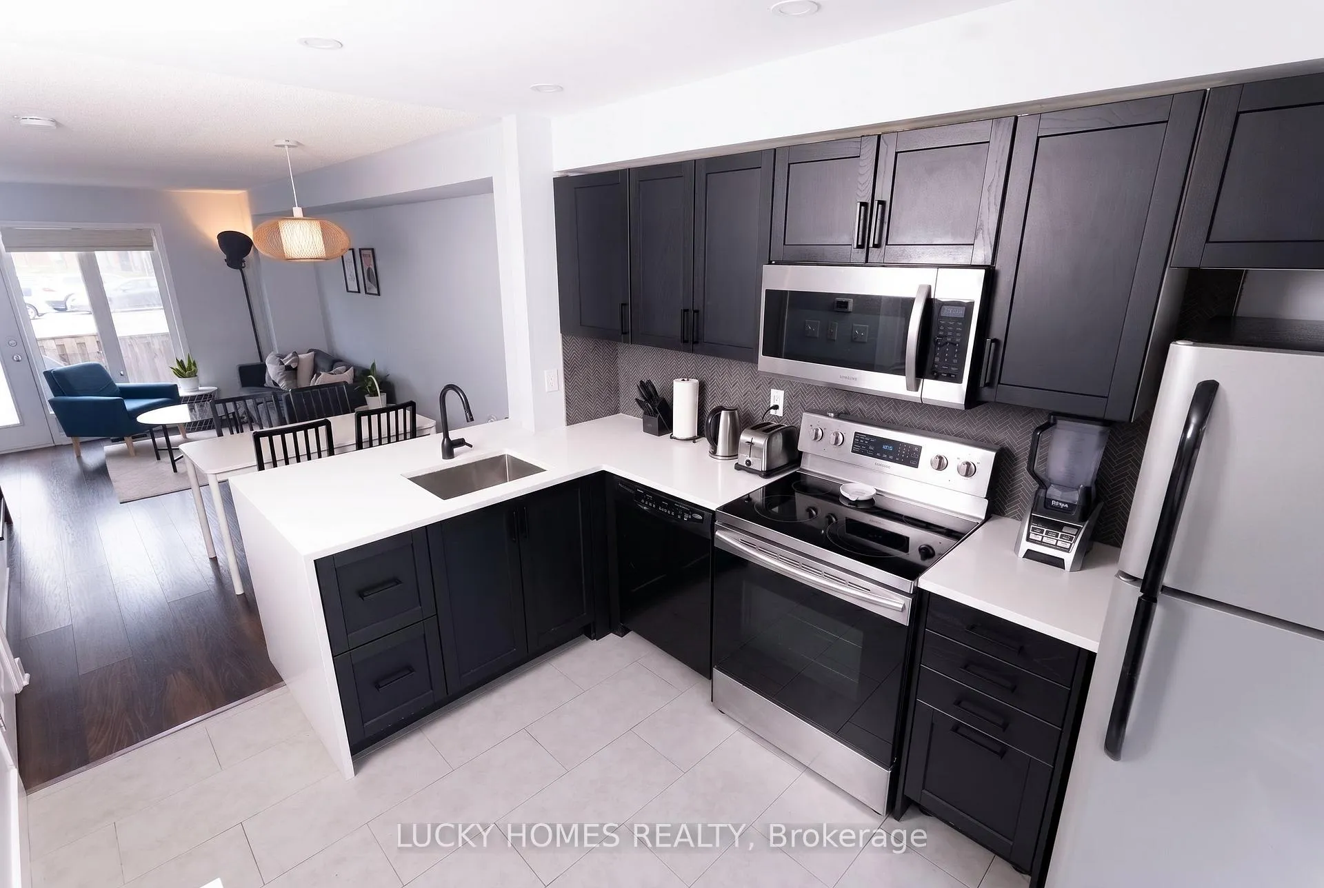 Photo 4 of Unit 76, 1775 Valley Farm Road, Pickering, Town Centre — HOMEH