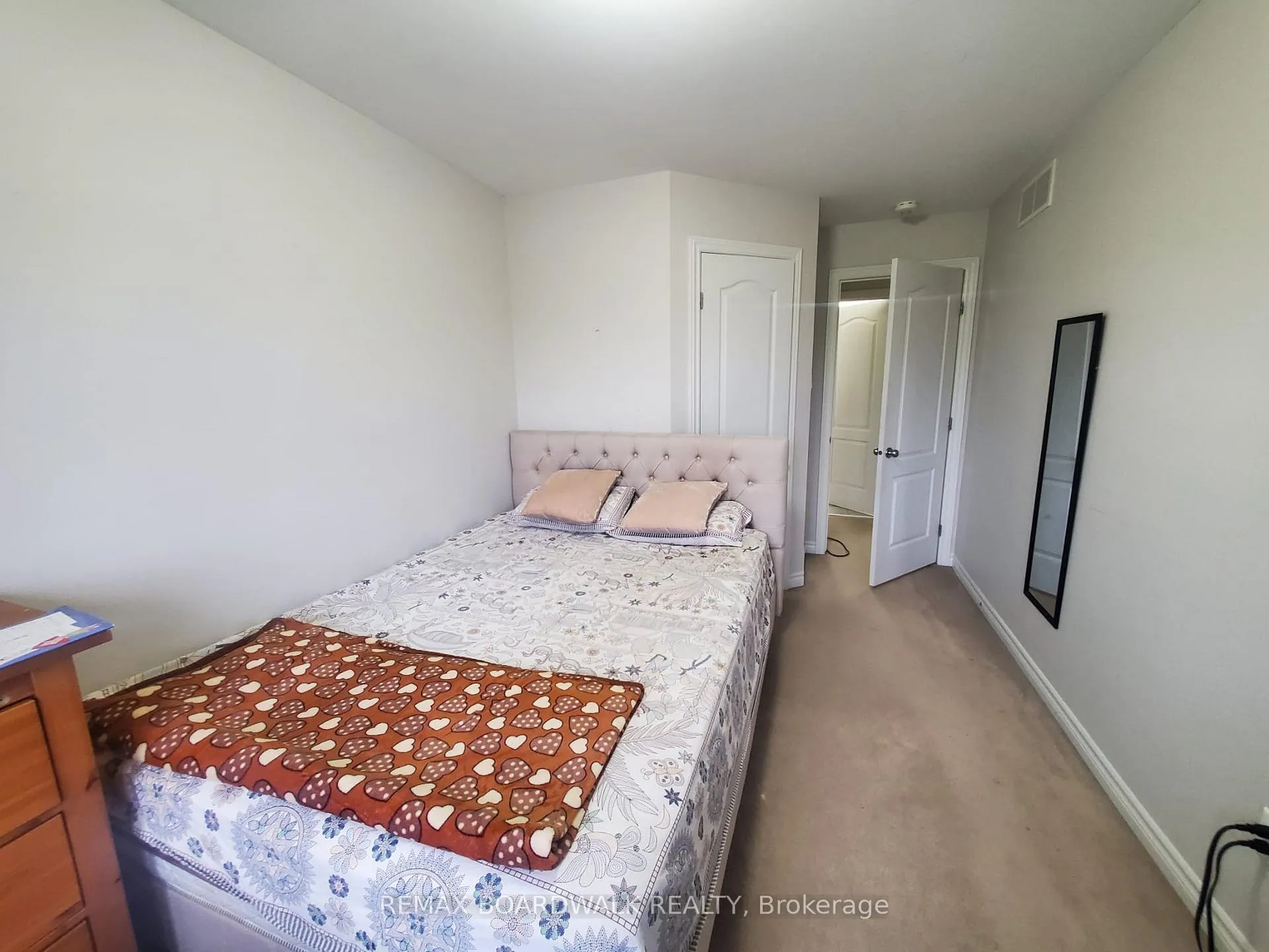 Photo 18 of 112 Kestrel Street, Ottawa, Blossom Park/Kemp Park/Findlay Creek — HOMEH
