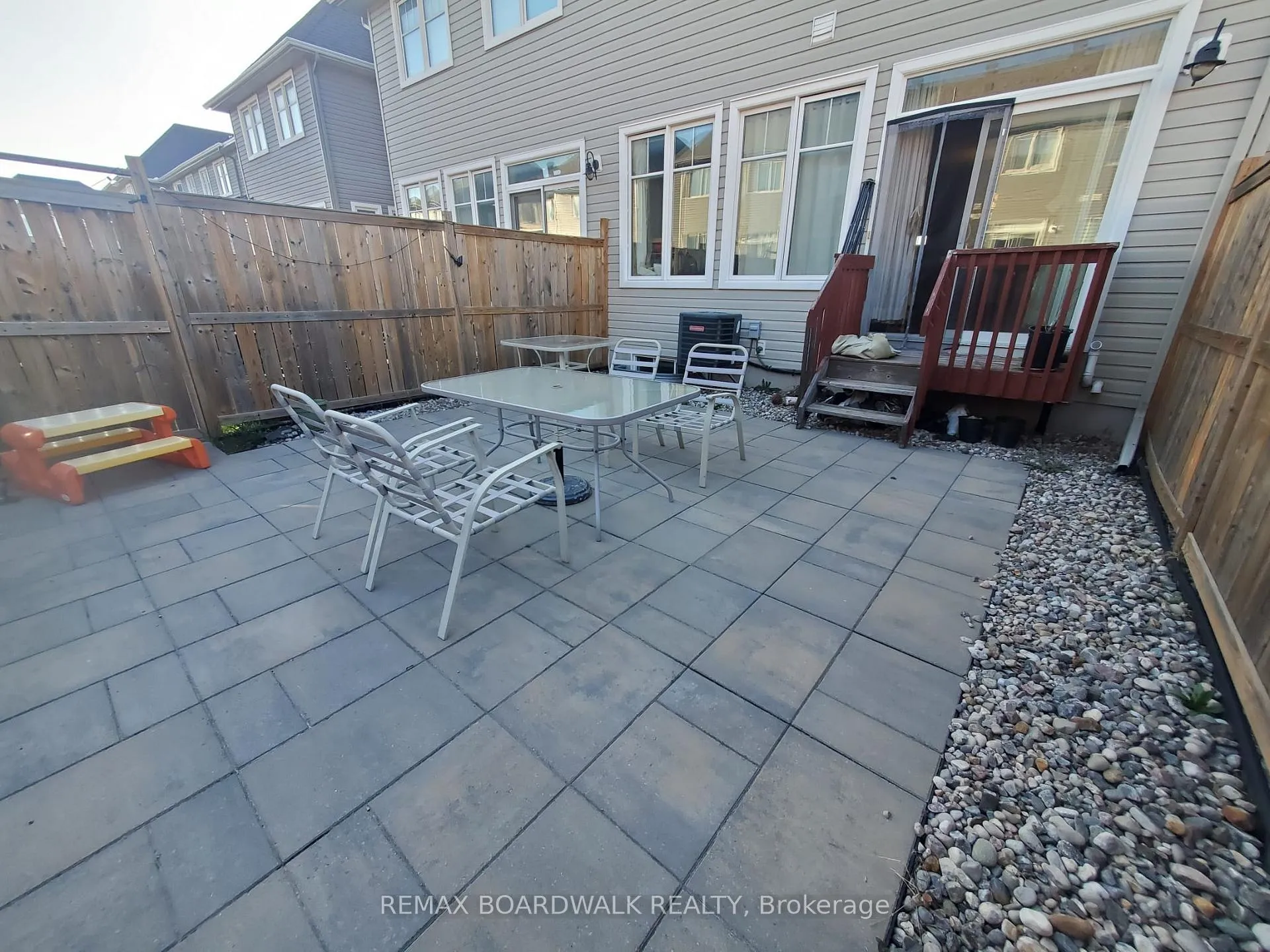 Photo 23 of 112 Kestrel Street, Ottawa, Blossom Park/Kemp Park/Findlay Creek — HOMEH