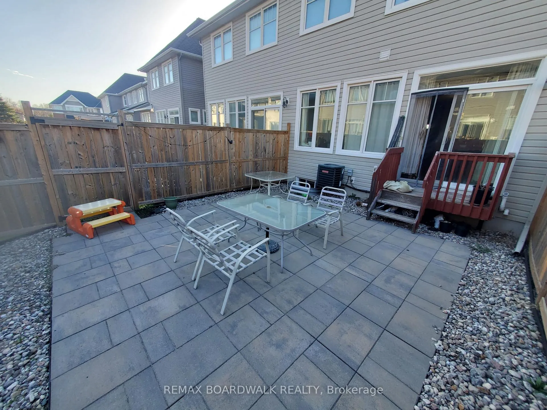 Photo 24 of 112 Kestrel Street, Ottawa, Blossom Park/Kemp Park/Findlay Creek — HOMEH