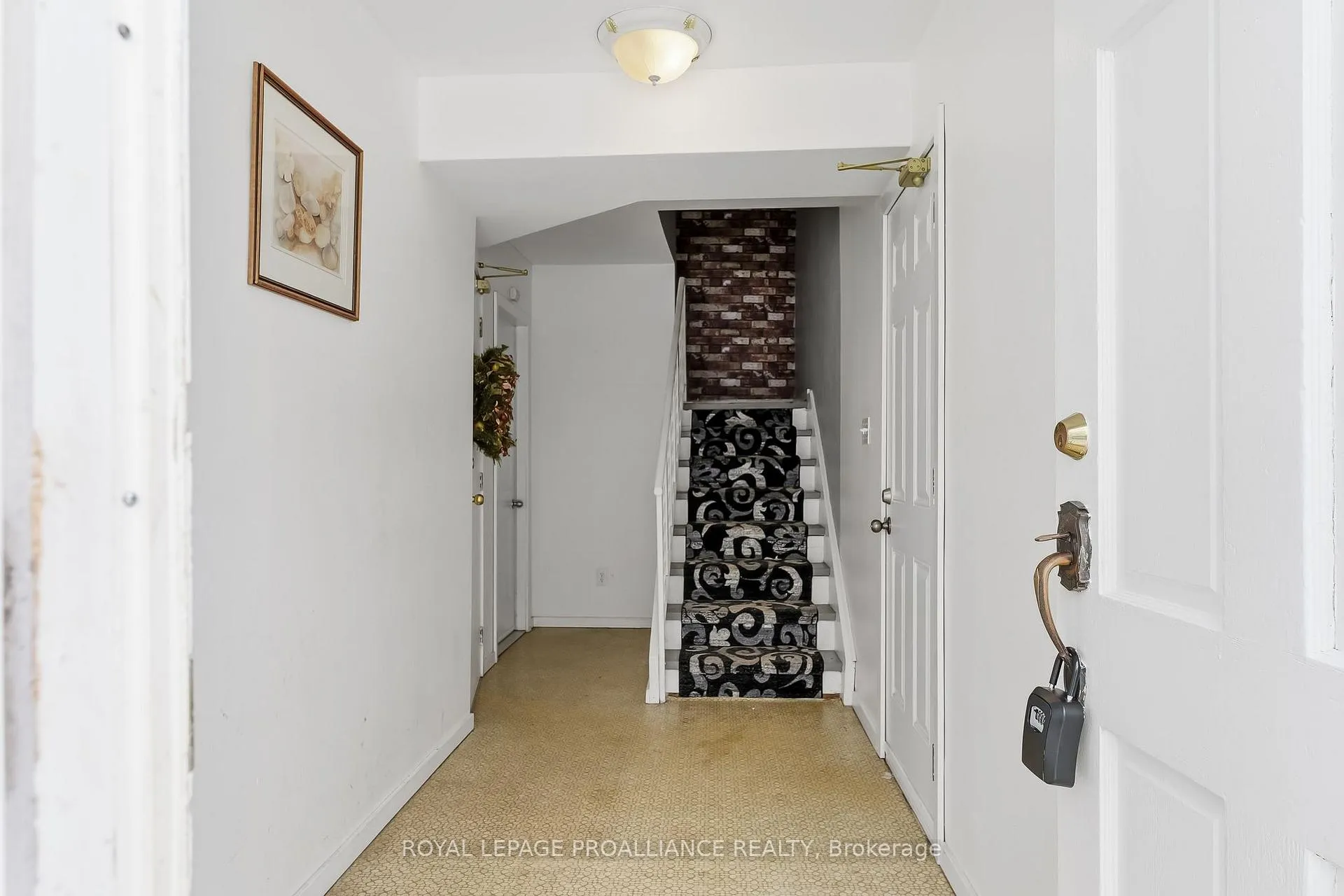 Photo 5 of Unit B, 32 James Street, Cobourg — HOMEH