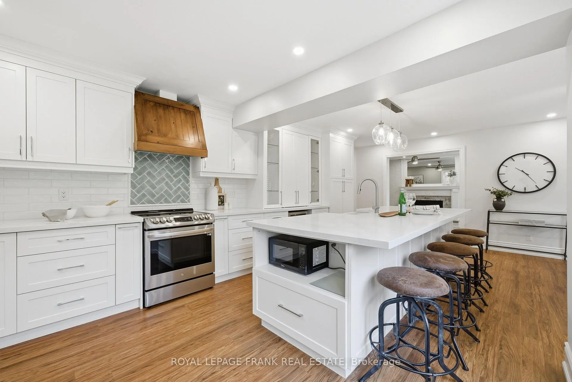 Photo 8 of 8 Corner Stone Crescent, Whitby, Rolling Acres — HOMEH