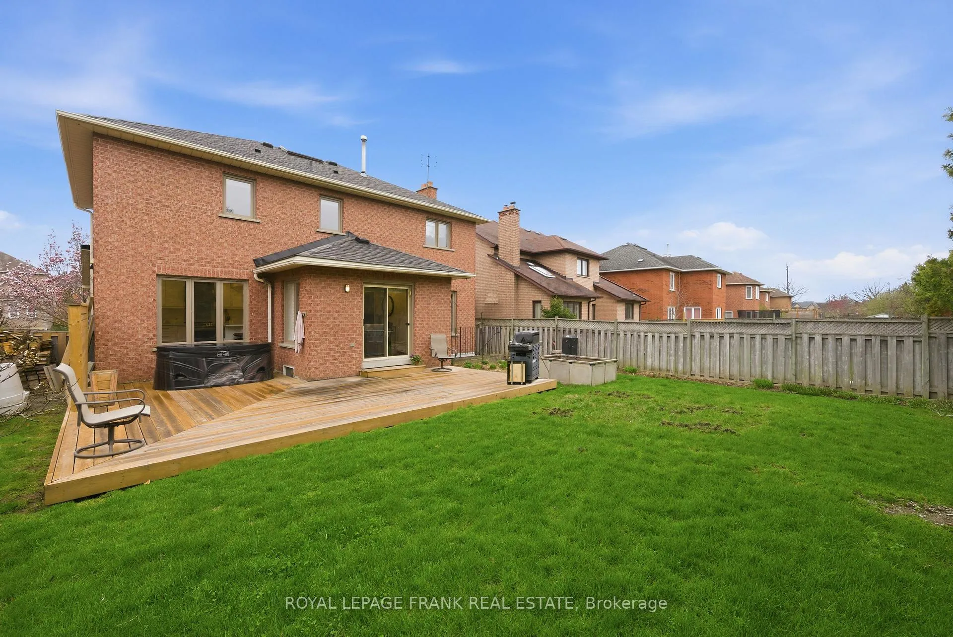 Photo 29 of 8 Corner Stone Crescent, Whitby, Rolling Acres — HOMEH