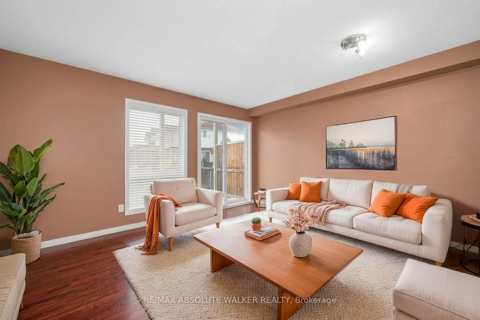 Photo 11 of Unit 8, 299 Aquaview Drive, Ottawa, Avalon East — HOMEH