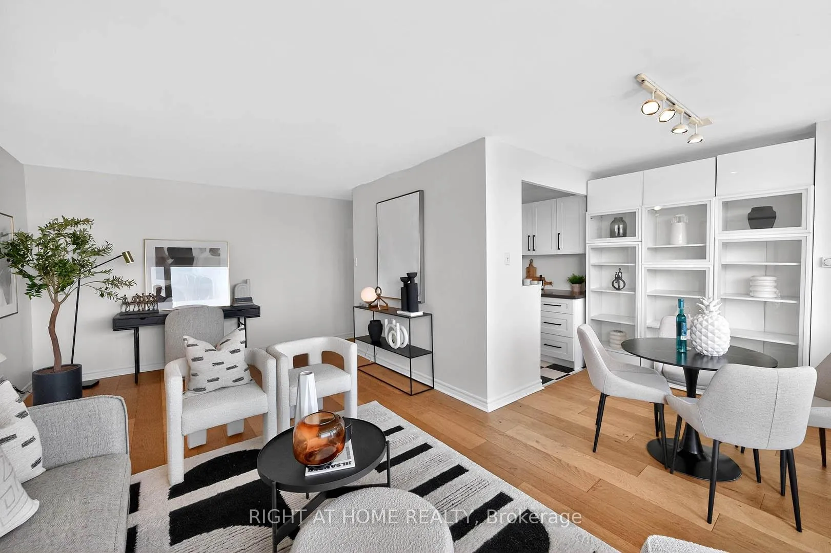 Photo 1 of Unit 701, 74 Spadina Road, Toronto, The Annex — HOMEH