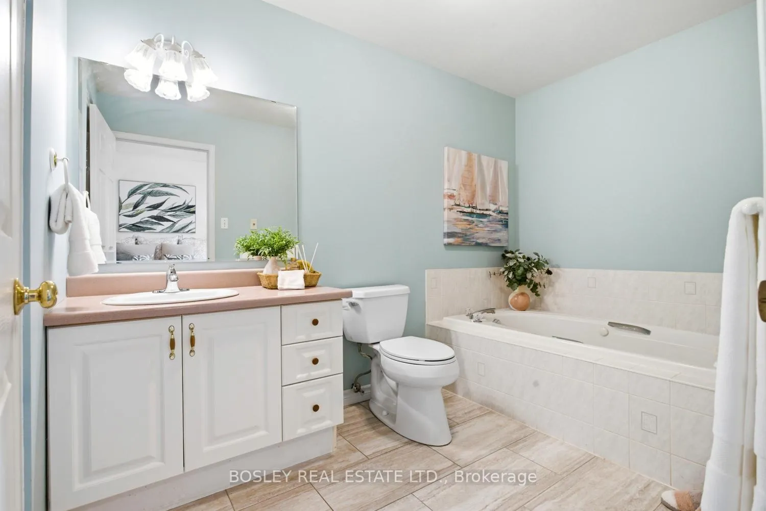 Photo 31 of Unit 101, 352 Ball Street, Cobourg — HOMEH
