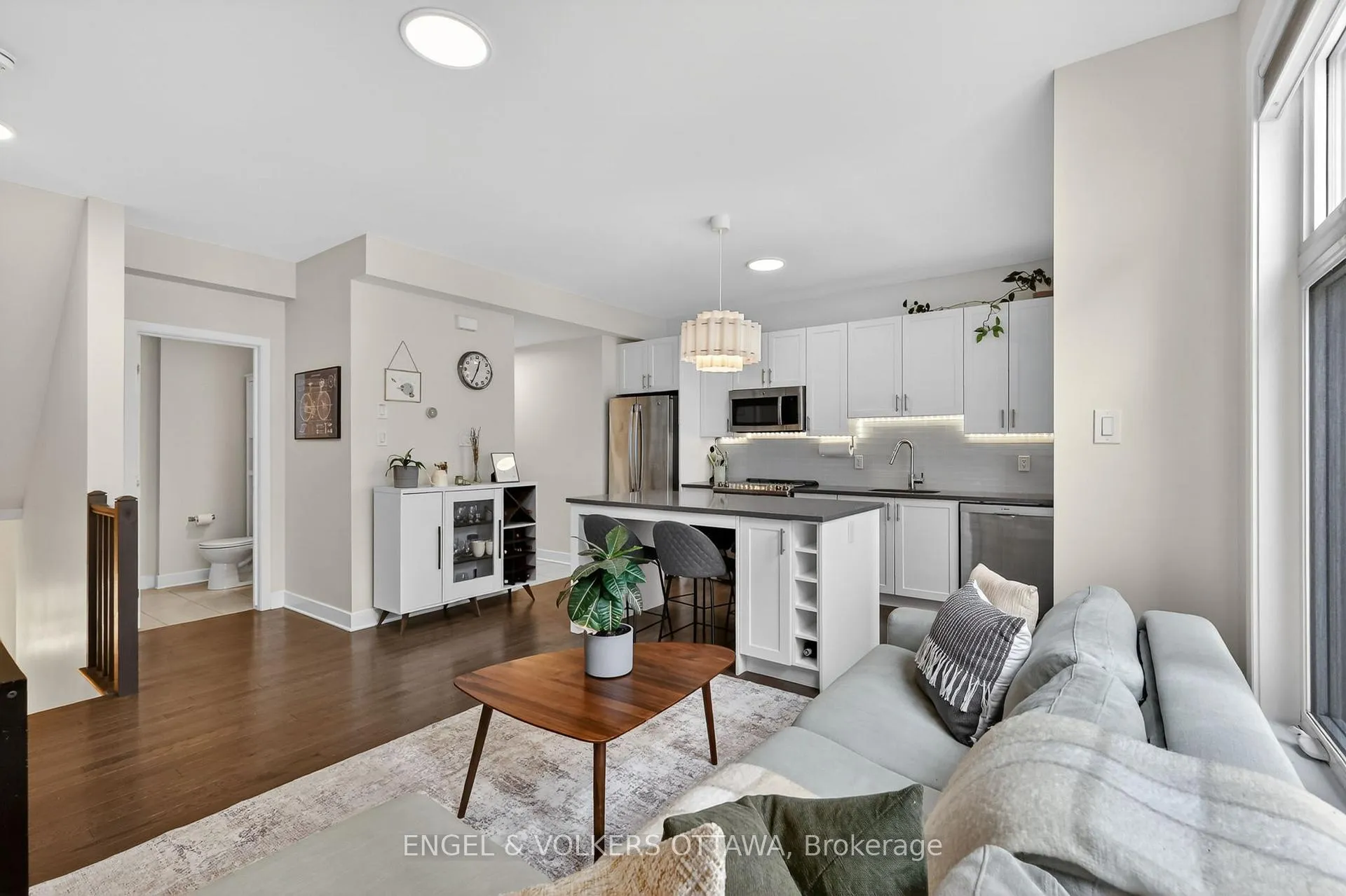 Photo 5 of Unit A, 192 Forward Avenue, Ottawa, Mechanicsville — HOMEH