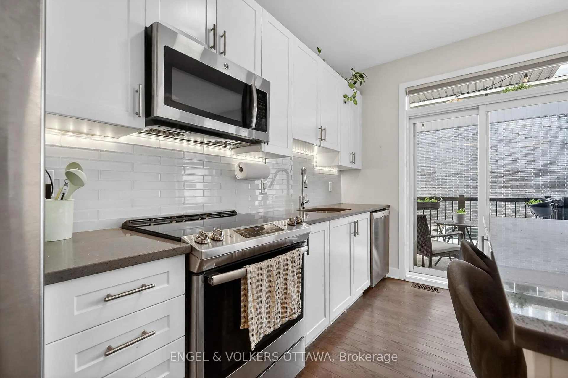 Photo 11 of Unit A, 192 Forward Avenue, Ottawa, Mechanicsville — HOMEH