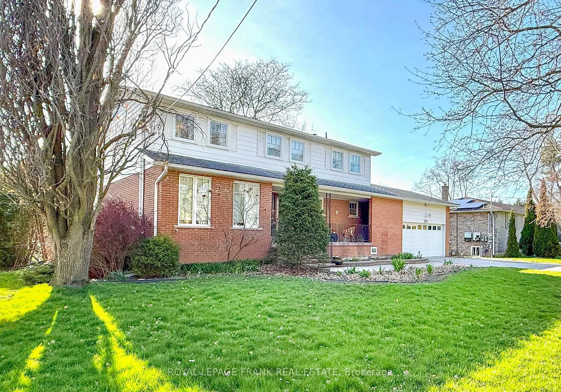 Photo 1 of 224 Wellington Street, Whitby, Lynde Creek — HOMEH