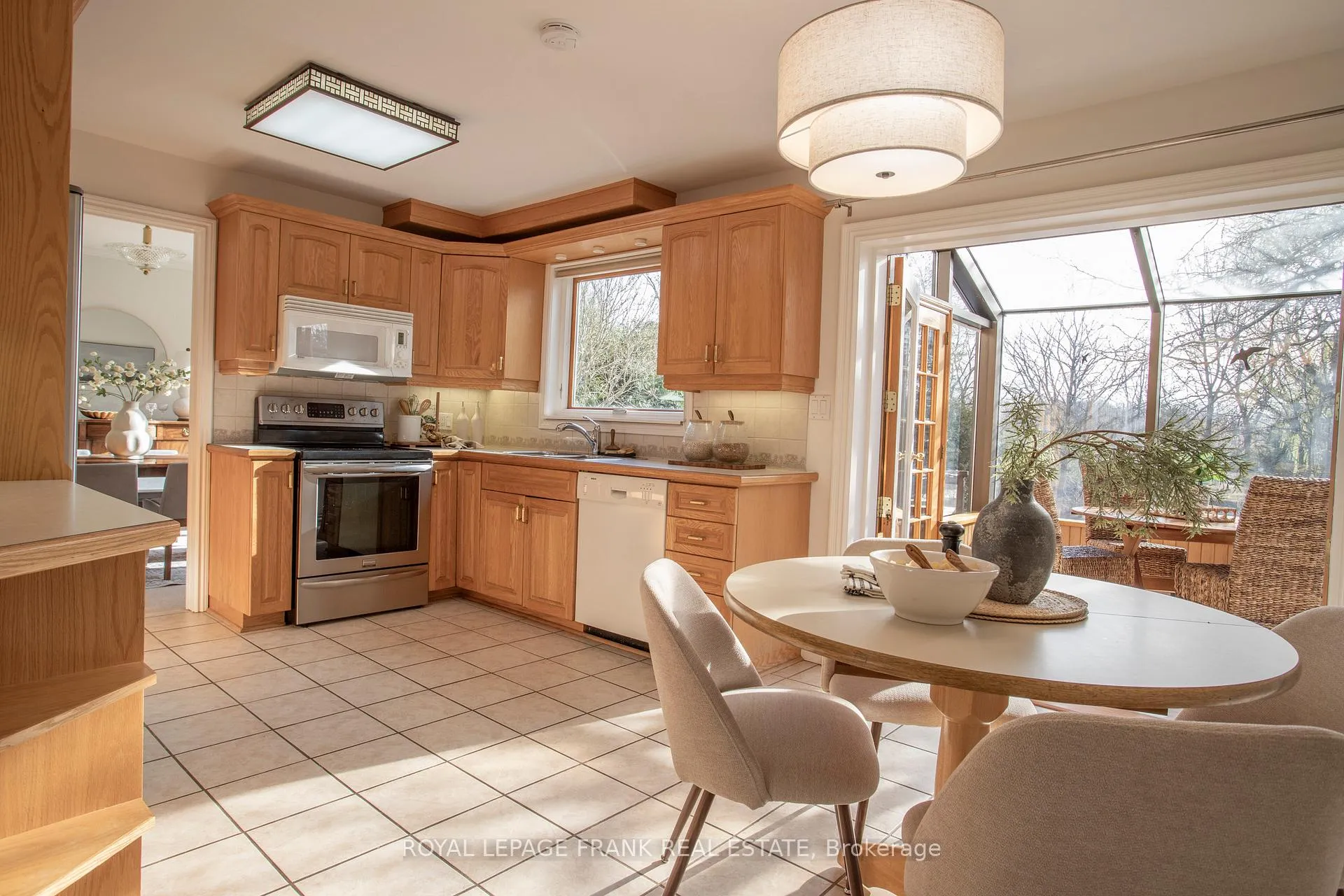 Photo 12 of 224 Wellington Street, Whitby, Lynde Creek — HOMEH