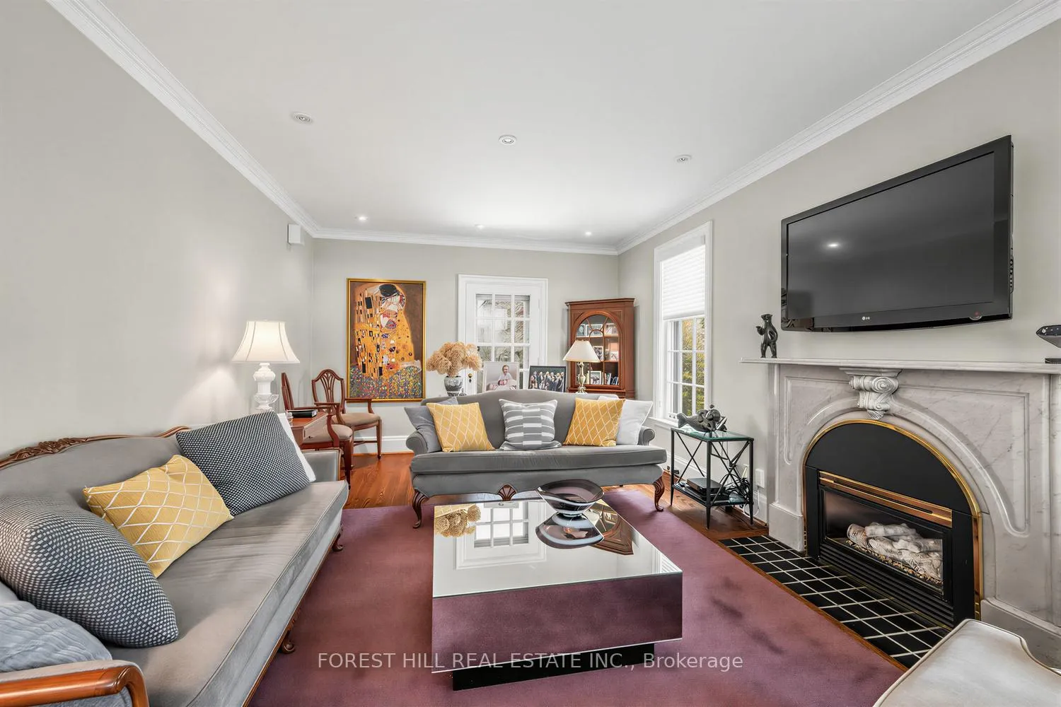 Photo 4 of 339 Cortleigh Boulevard, Toronto, Bedford Park-Nortown — HOMEH