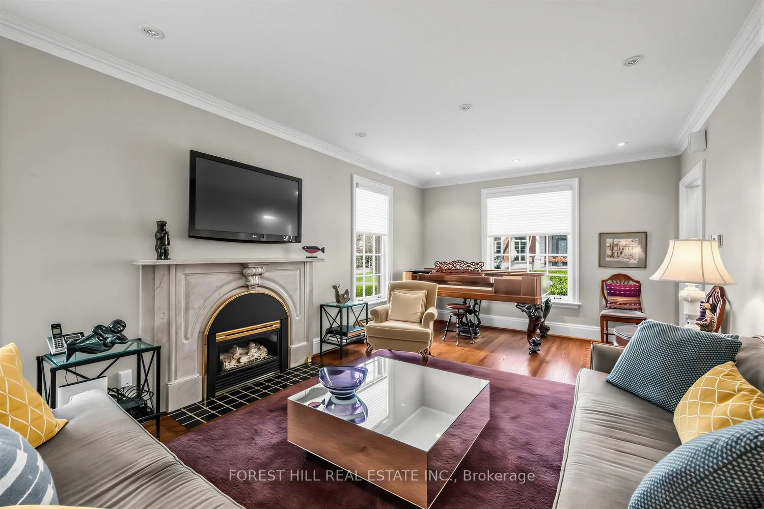Photo 5 of 339 Cortleigh Boulevard, Toronto, Bedford Park-Nortown — HOMEH