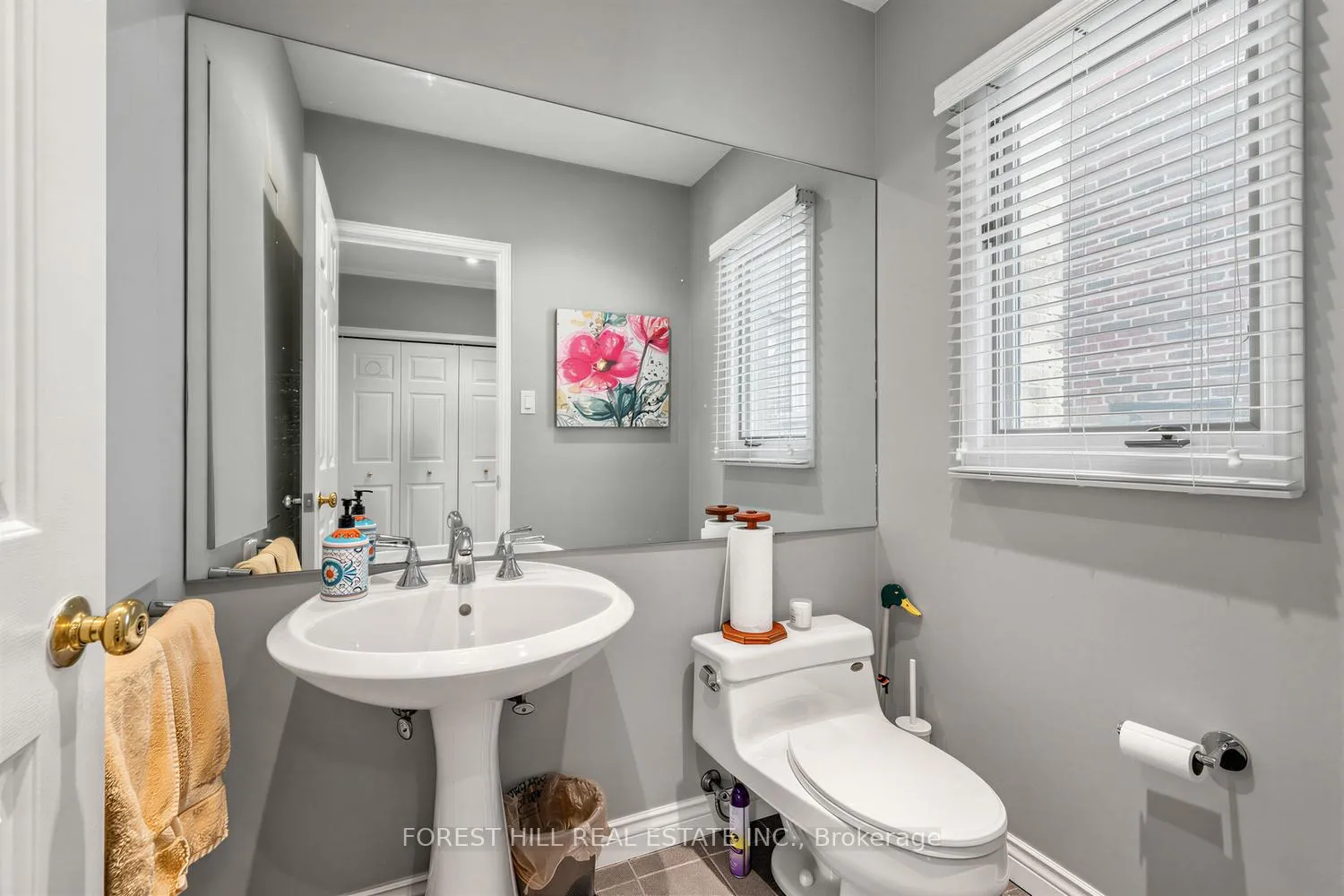 Photo 11 of 339 Cortleigh Boulevard, Toronto, Bedford Park-Nortown — HOMEH