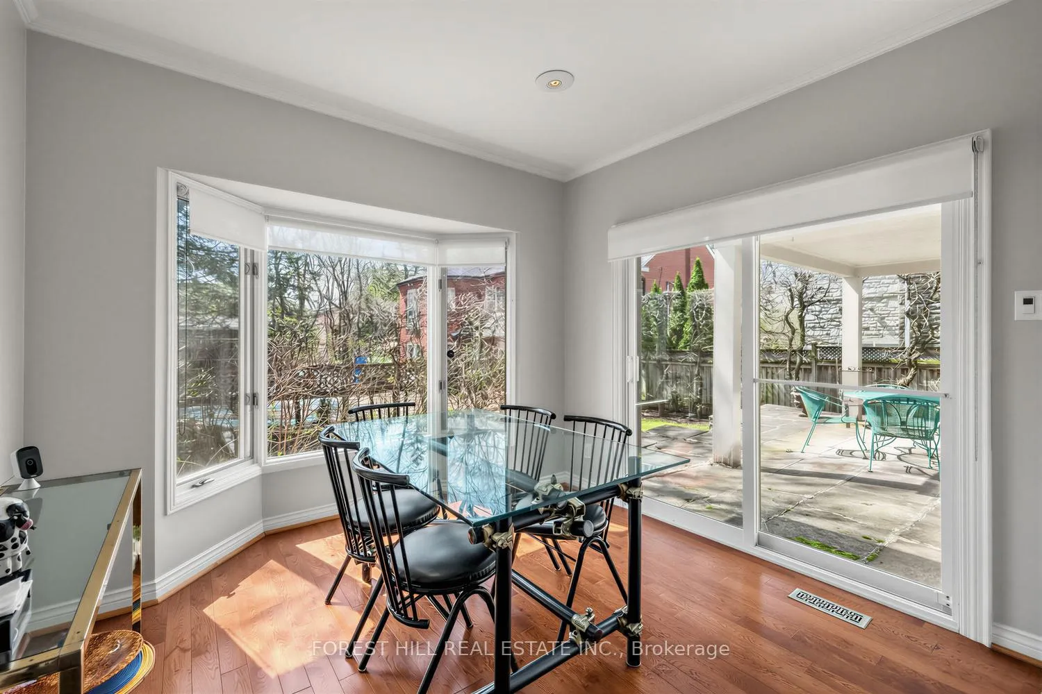Photo 12 of 339 Cortleigh Boulevard, Toronto, Bedford Park-Nortown — HOMEH