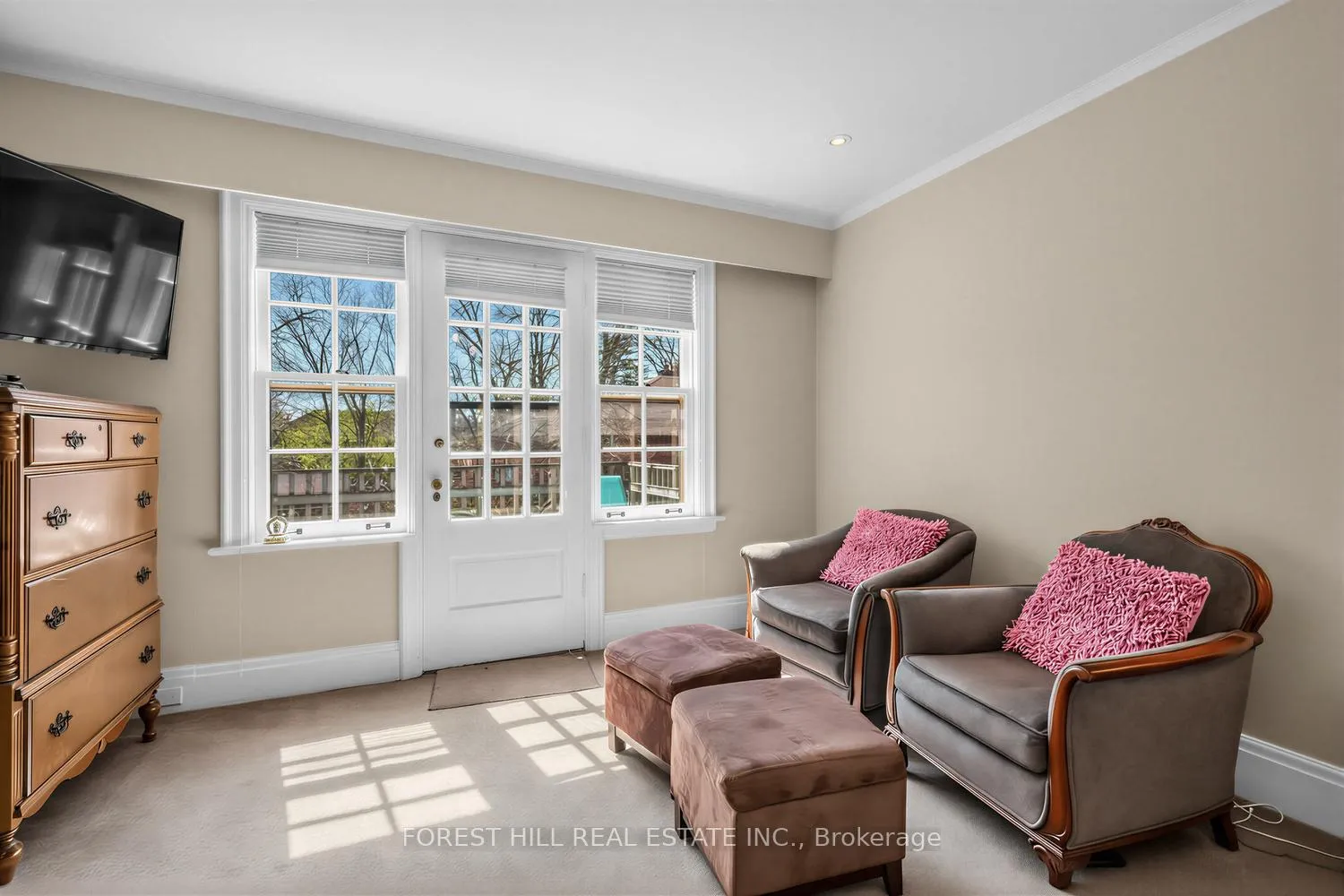 Photo 19 of 339 Cortleigh Boulevard, Toronto, Bedford Park-Nortown — HOMEH