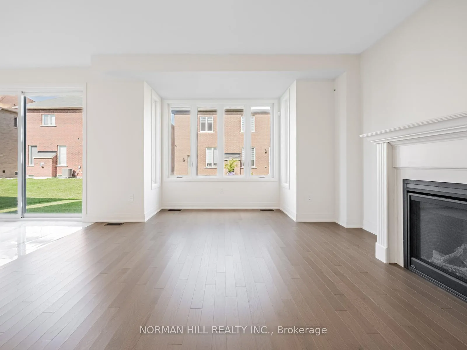 Photo 9 of 7 Lilestone Drive, Brampton, Credit Valley — HOMEH