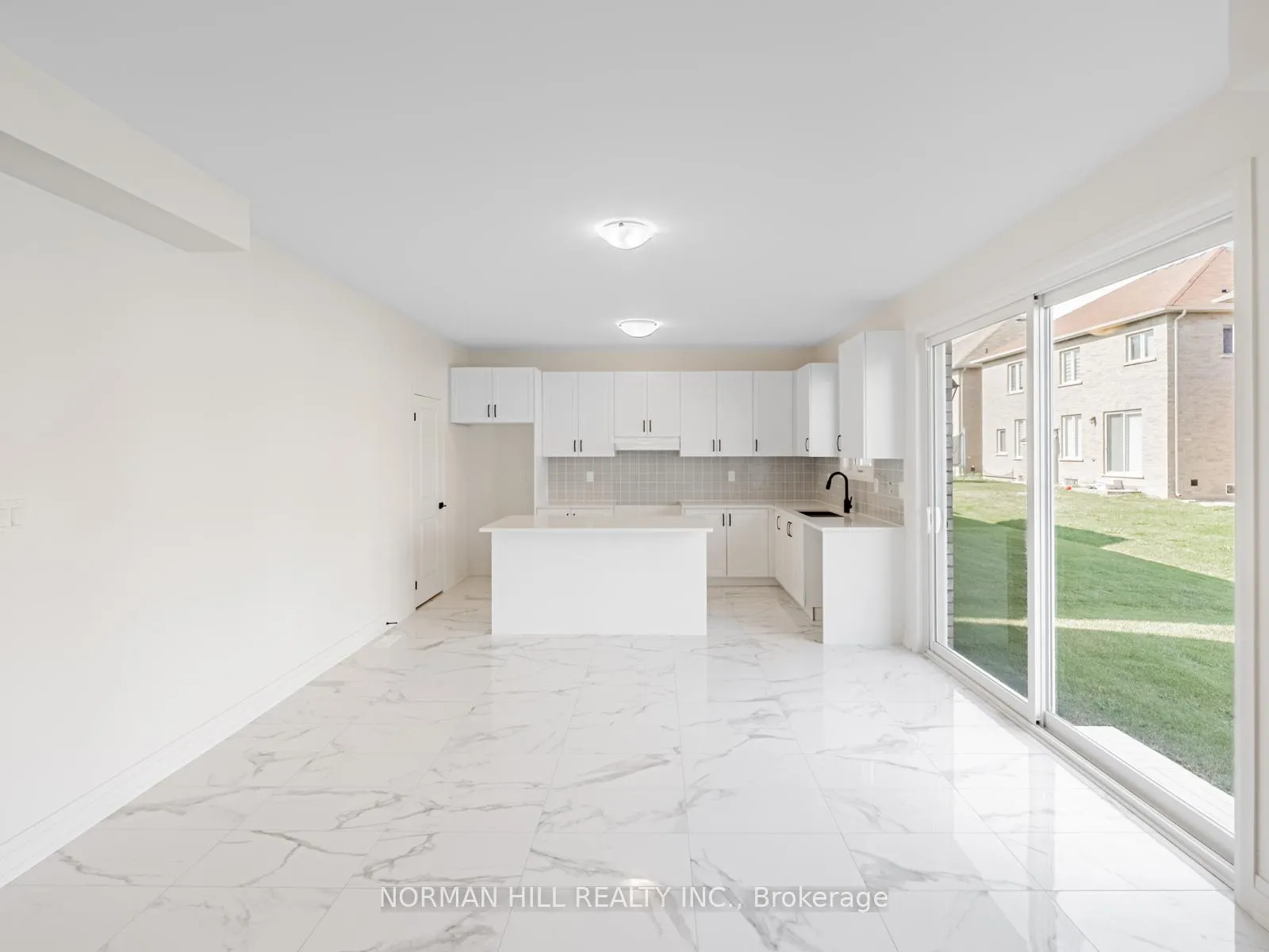 Photo 11 of 7 Lilestone Drive, Brampton, Credit Valley — HOMEH