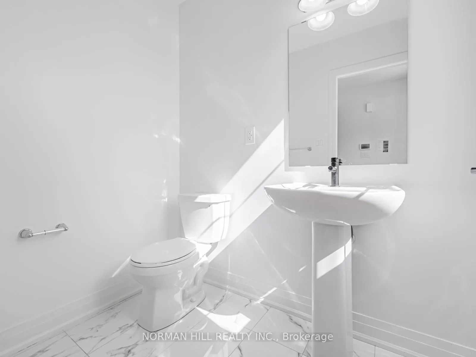 Photo 14 of 7 Lilestone Drive, Brampton, Credit Valley — HOMEH