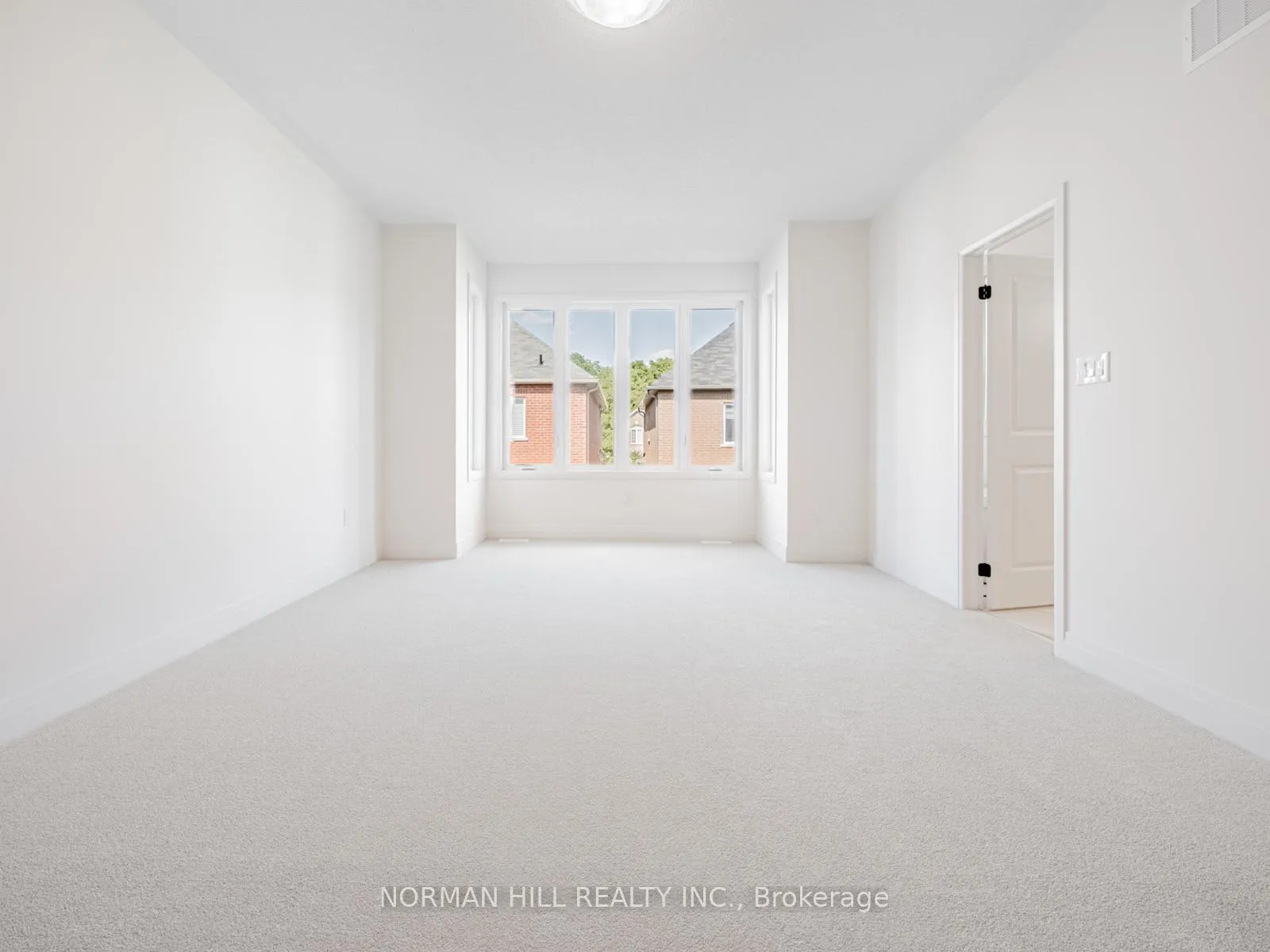 Photo 17 of 7 Lilestone Drive, Brampton, Credit Valley — HOMEH