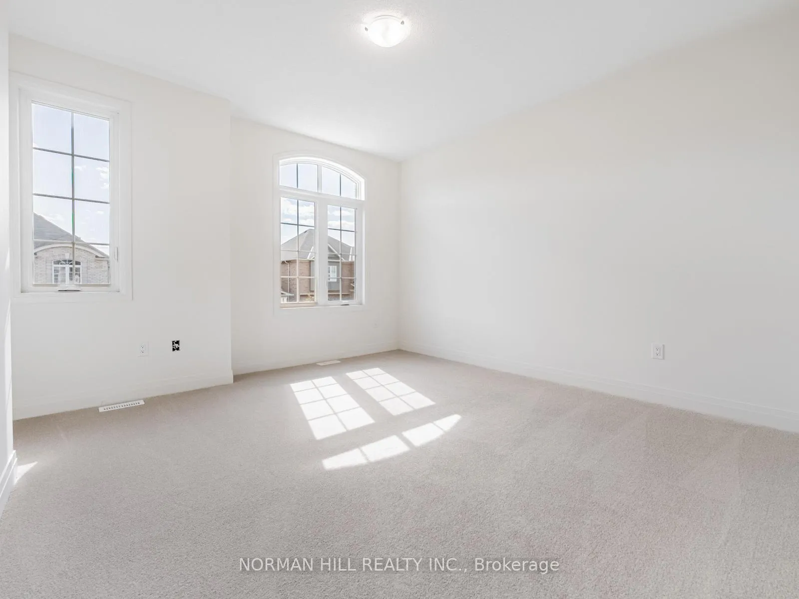 Photo 25 of 7 Lilestone Drive, Brampton, Credit Valley — HOMEH