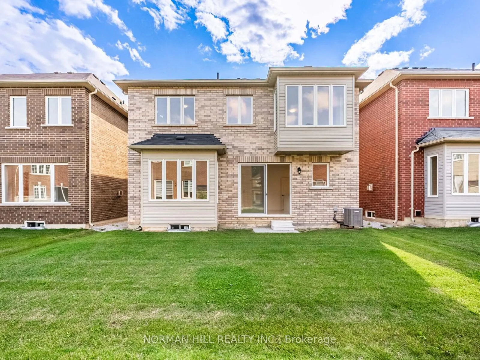 Photo 34 of 7 Lilestone Drive, Brampton, Credit Valley — HOMEH