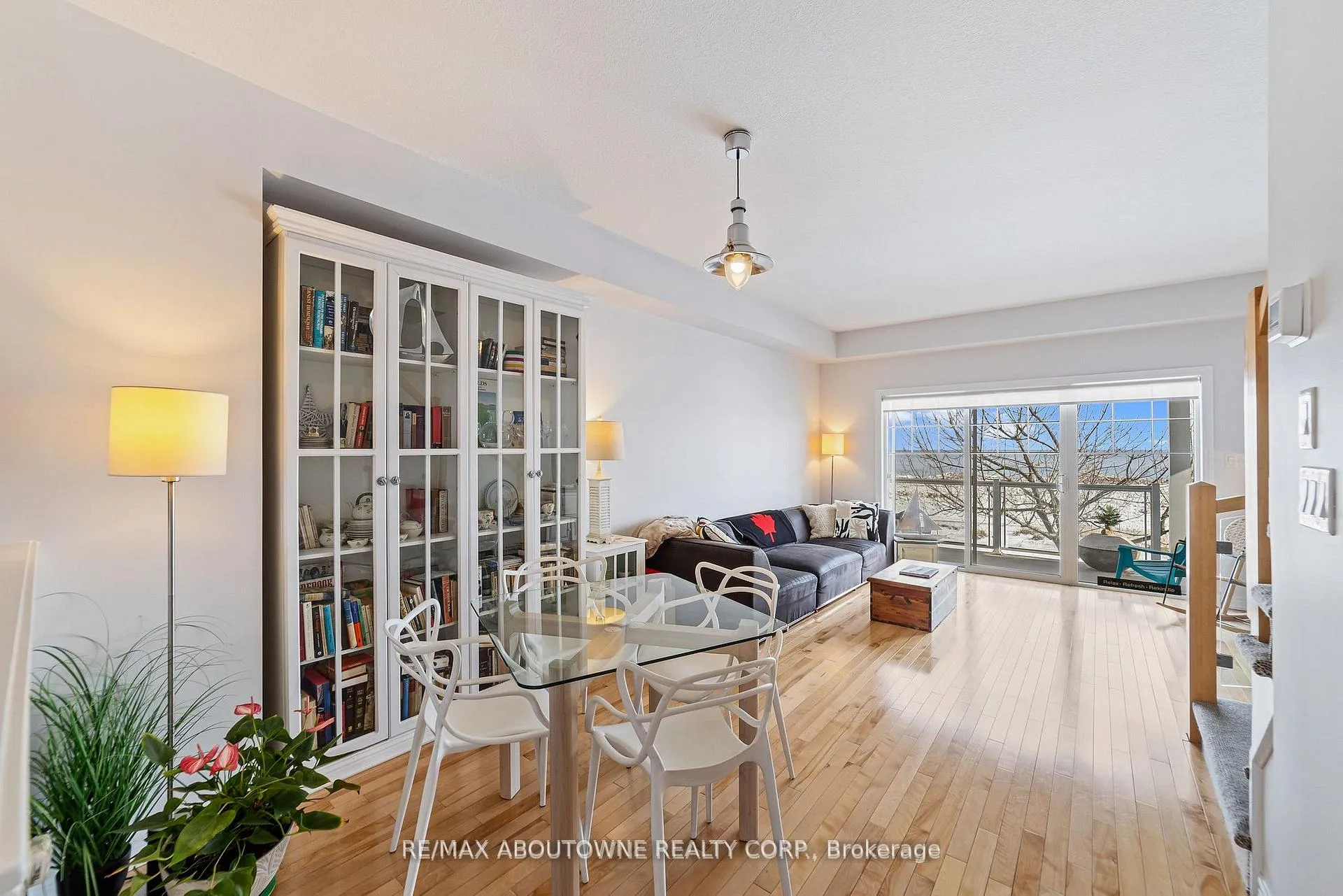 Photo 10 of Unit #3, 337 Beach Boulevard, Hamilton, Hamilton Beach — HOMEH