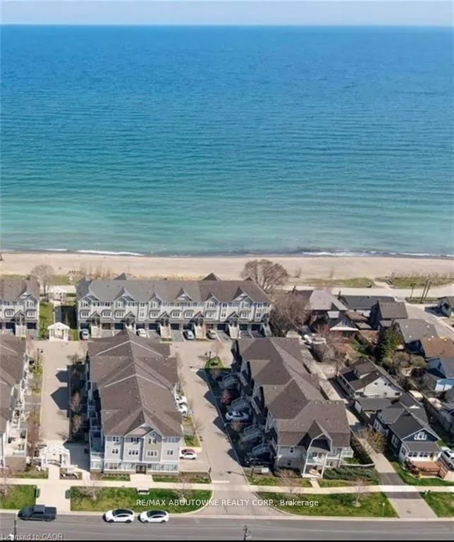 Photo 31 of Unit #3, 337 Beach Boulevard, Hamilton, Hamilton Beach — HOMEH