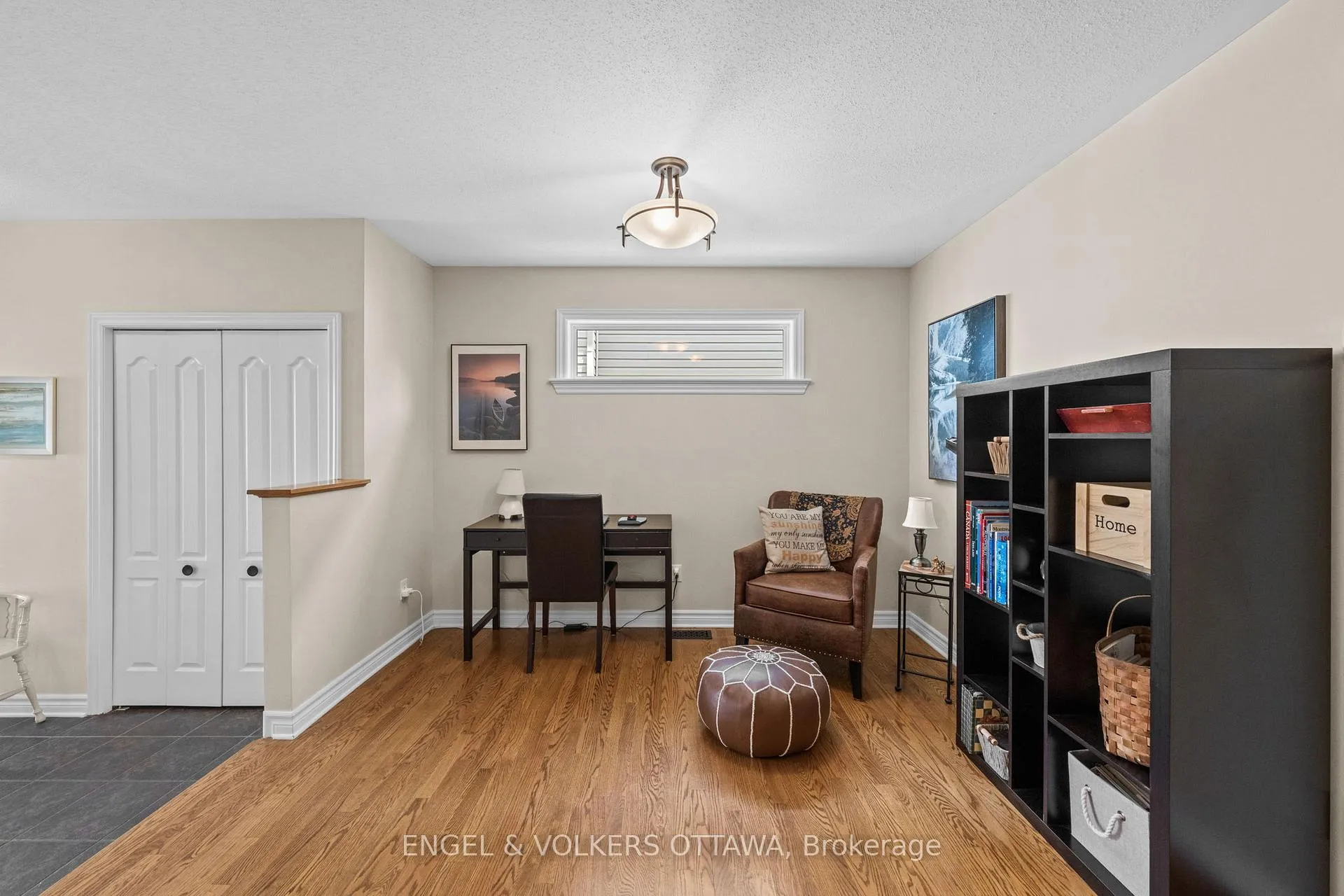 Photo 5 of 232 Deerfox Drive, Ottawa, Barrhaven - Longfields — HOMEH