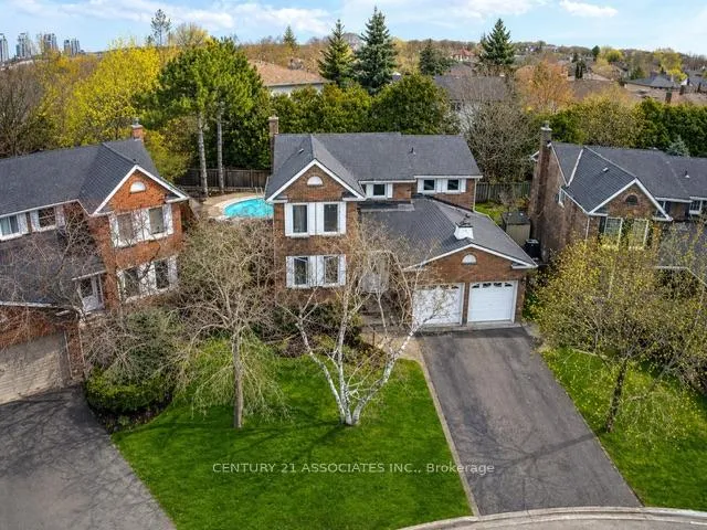 Photo 1 of 24 Garnish Green, Markham, Markham Village — HOMEH