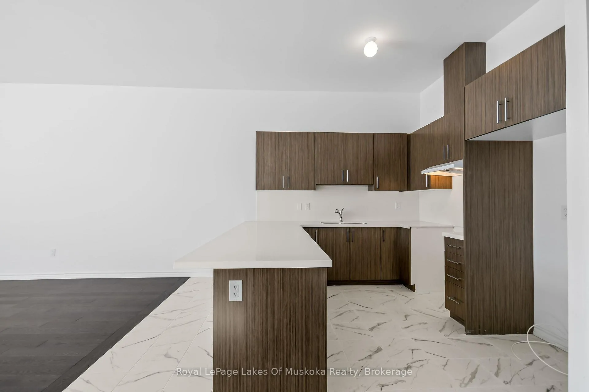 Photo 6 of 5 Turnberry Court, Bracebridge, Monck (Bracebridge) — HOMEH