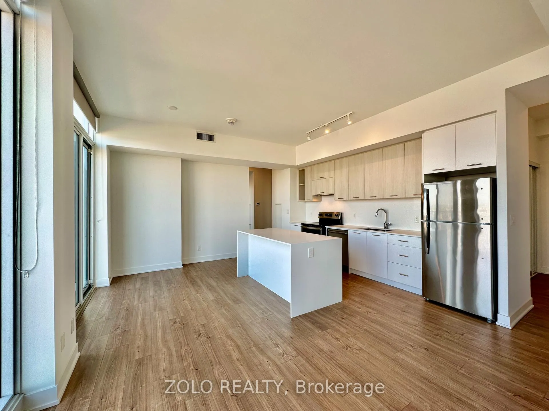 Photo 2 of Unit 809, 180 Veterans Drive, Brampton, Northwest Brampton — HOMEH