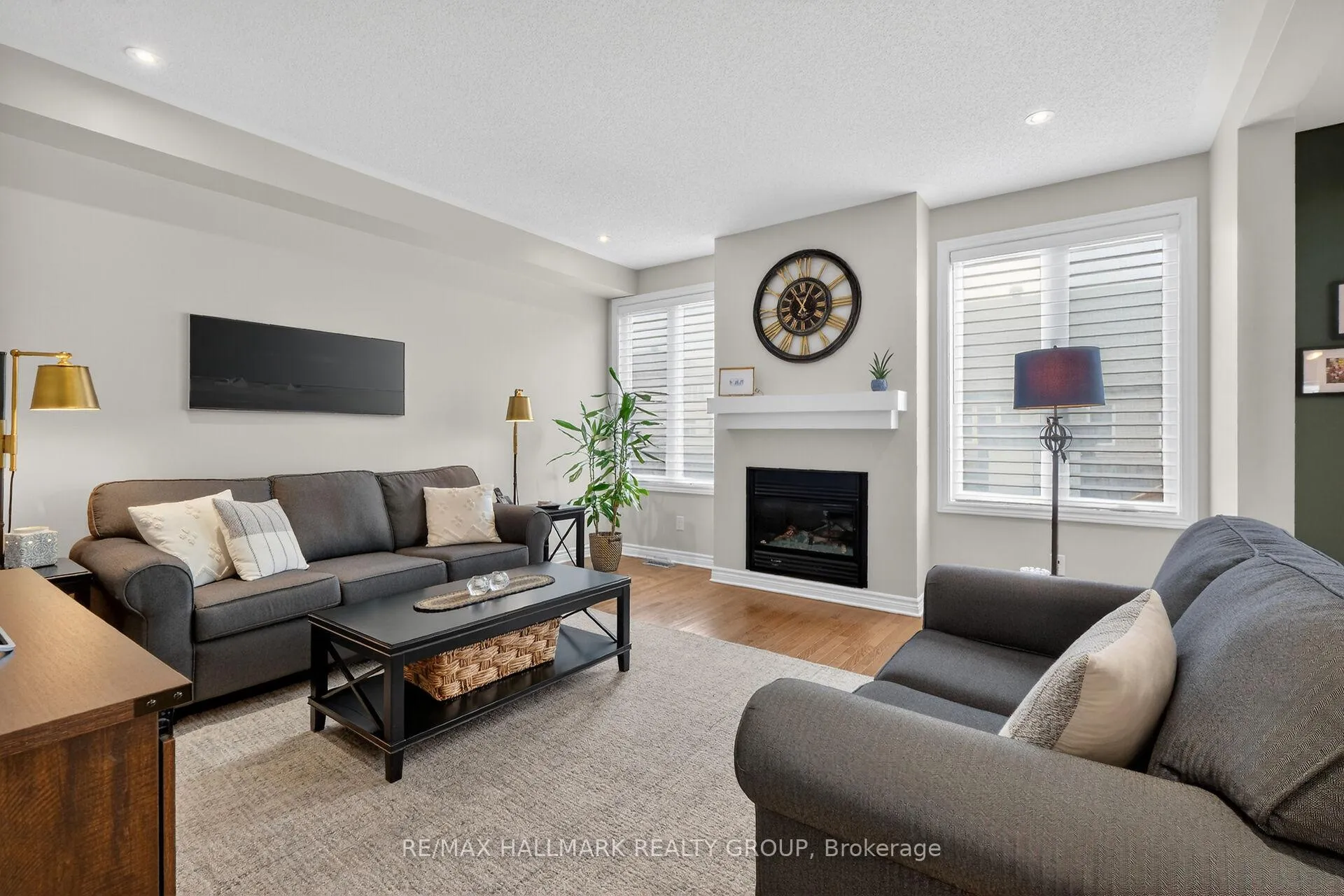 Photo 4 of 558 Genevriers Street, Ottawa, Avalon West — HOMEH